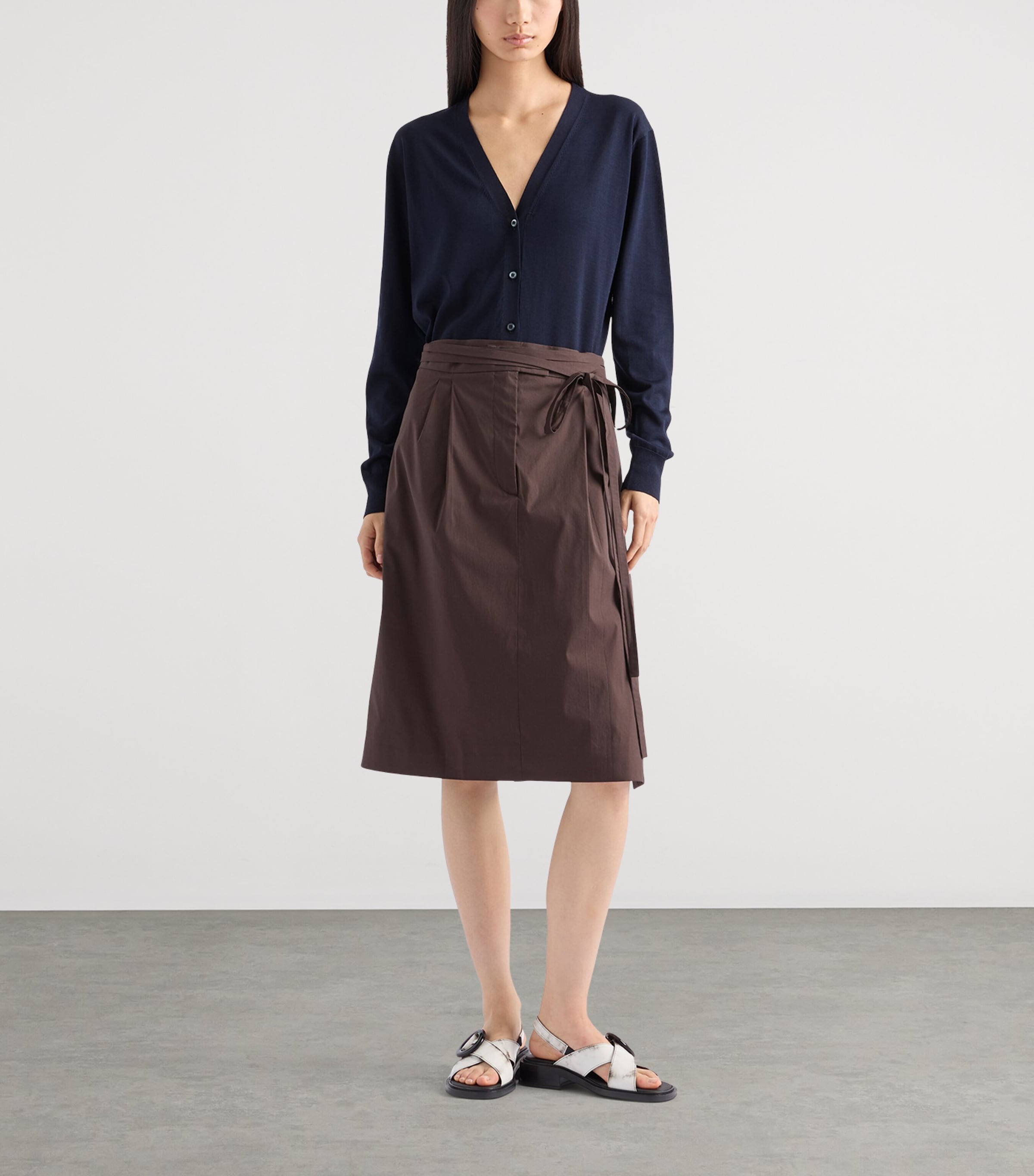 Cotton V-Neck Cardigan F0008 Image 2