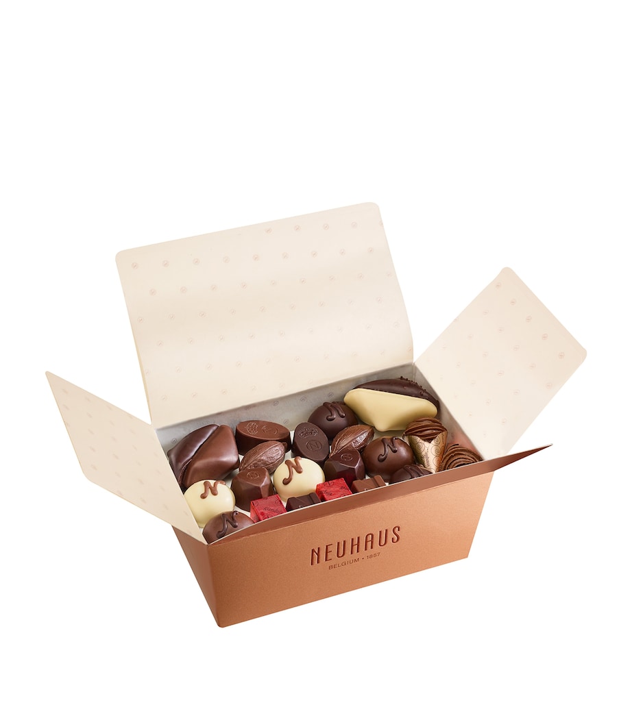 The Timeless Masterpieces Ballotin (1kg) NO COLOUR Image 2