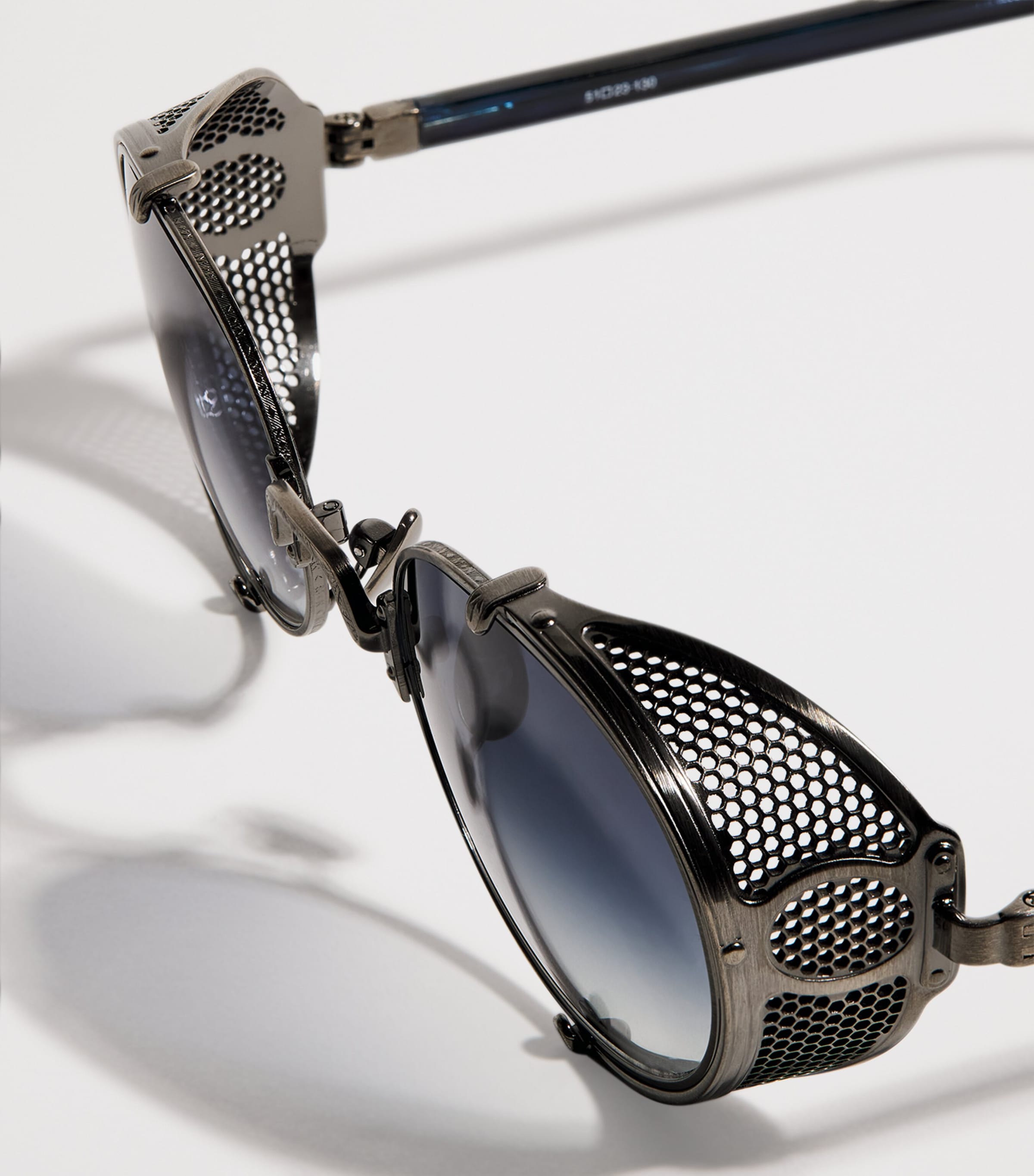 Heritage Round Sunglasses ANTIQUE SILVER BLUE Image 5