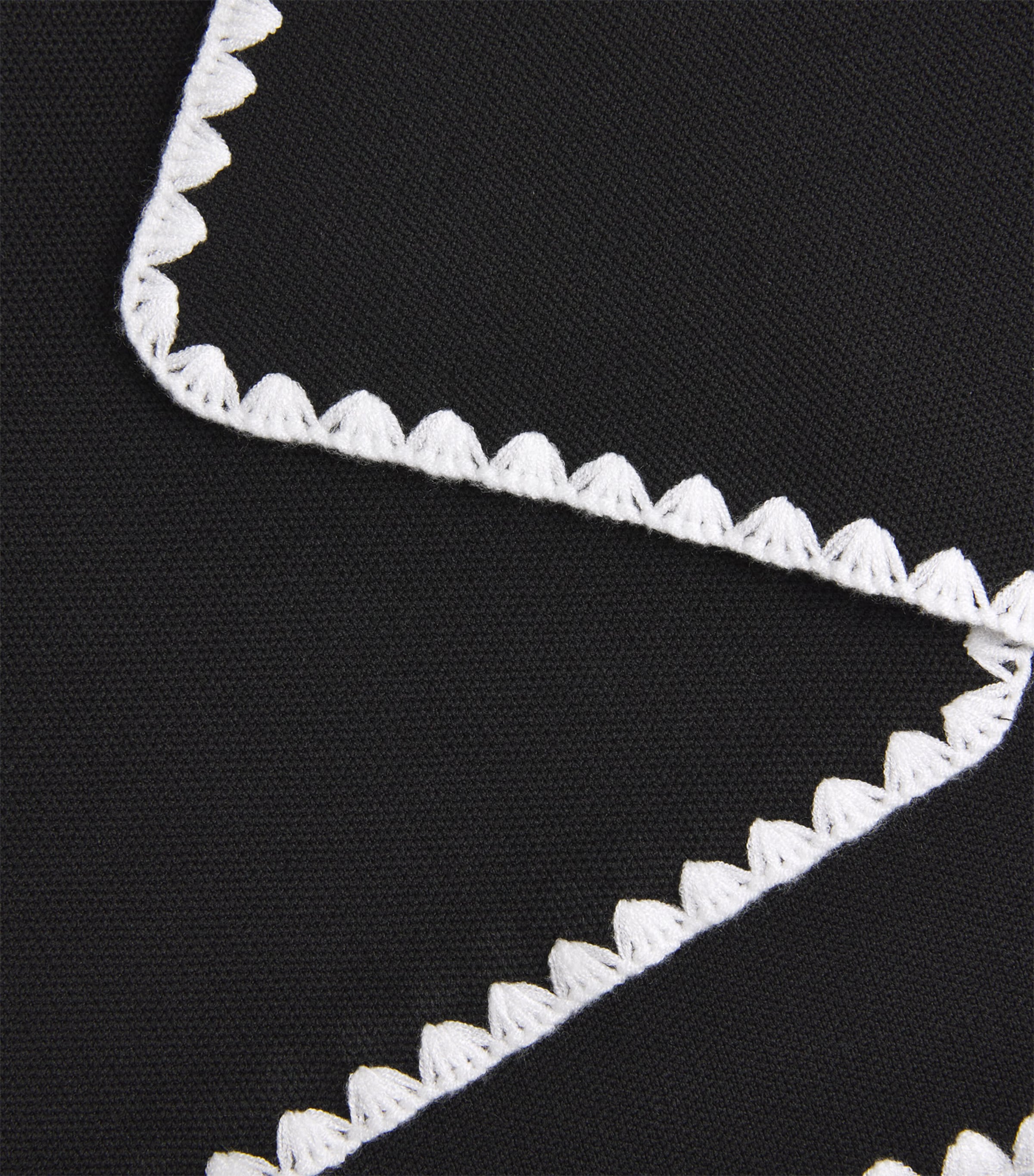 Cropped Contrast-Dot Cardigan BLACK Image 5