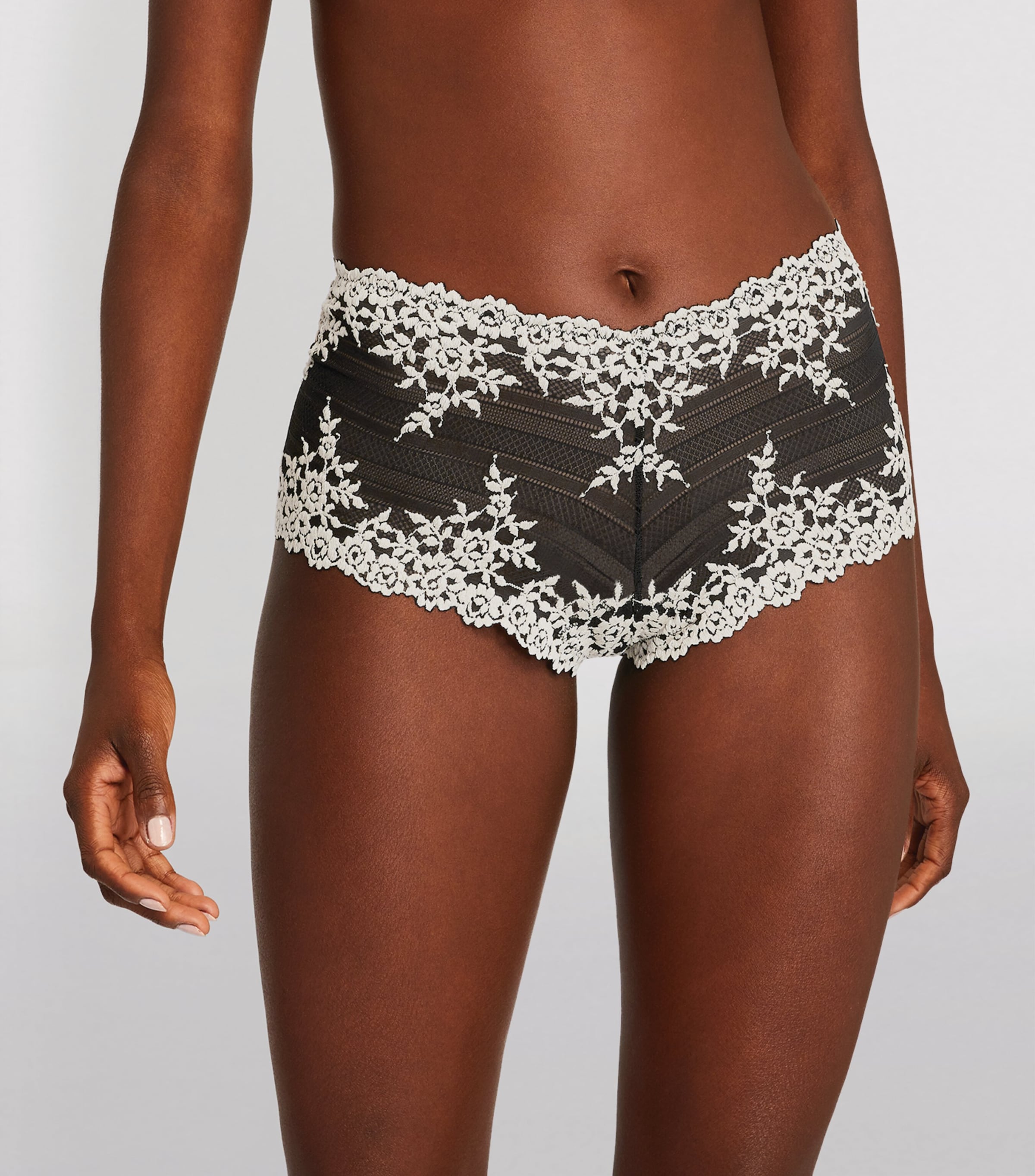 Embrace Lace Boyshorts BLACK Image 2