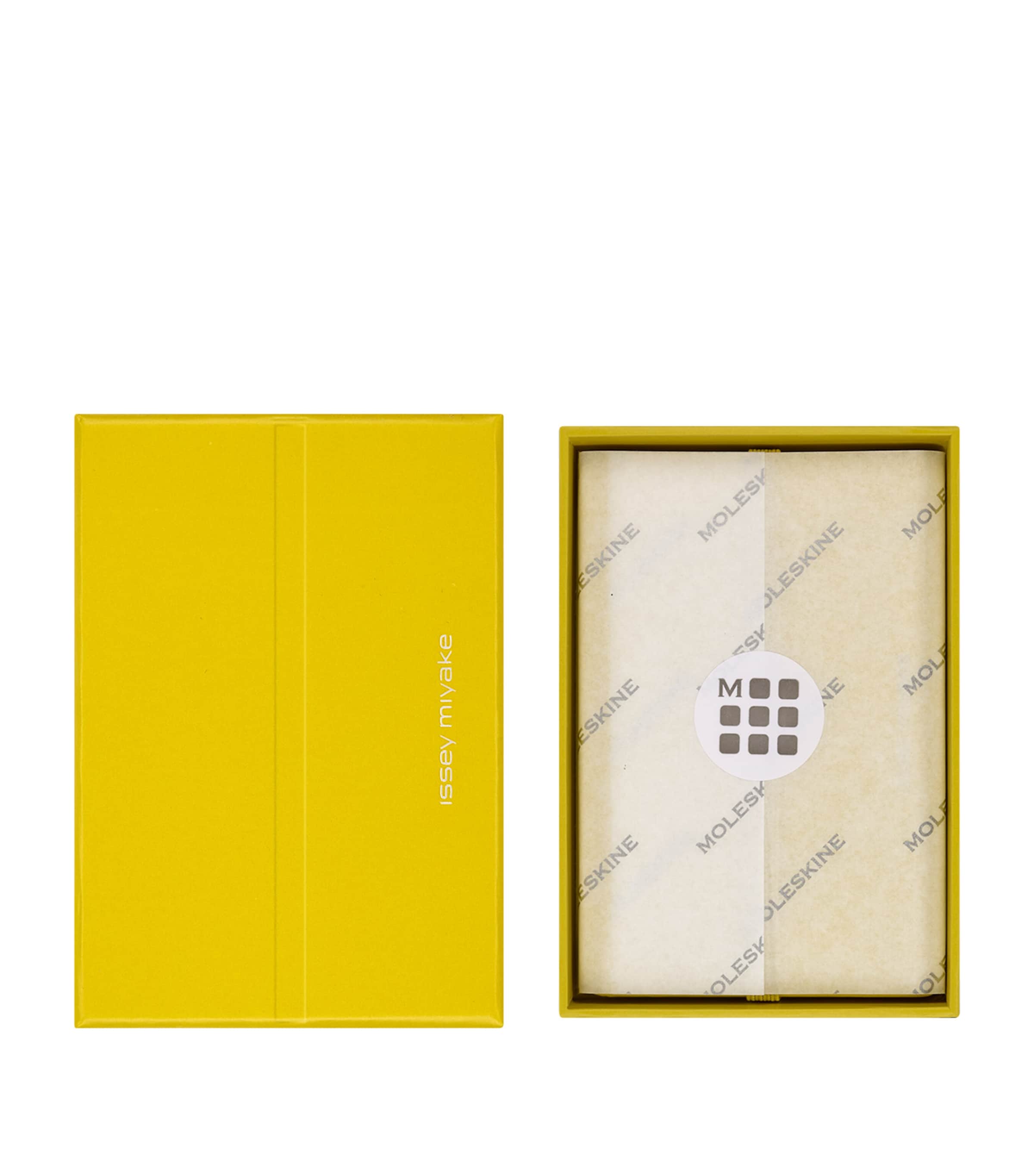 x Miyake Design Studio Business Card Holder YELLOW Image 2