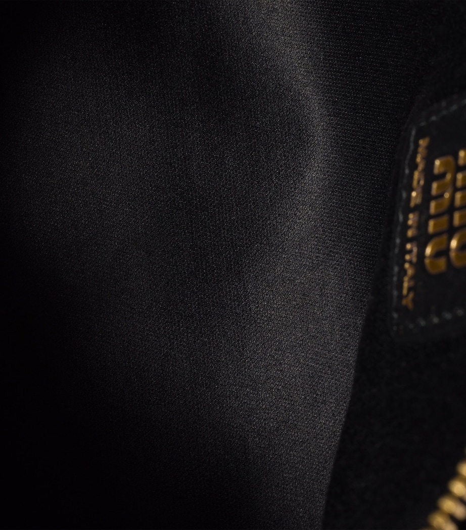 Velvet Pouch F0002 Image 2