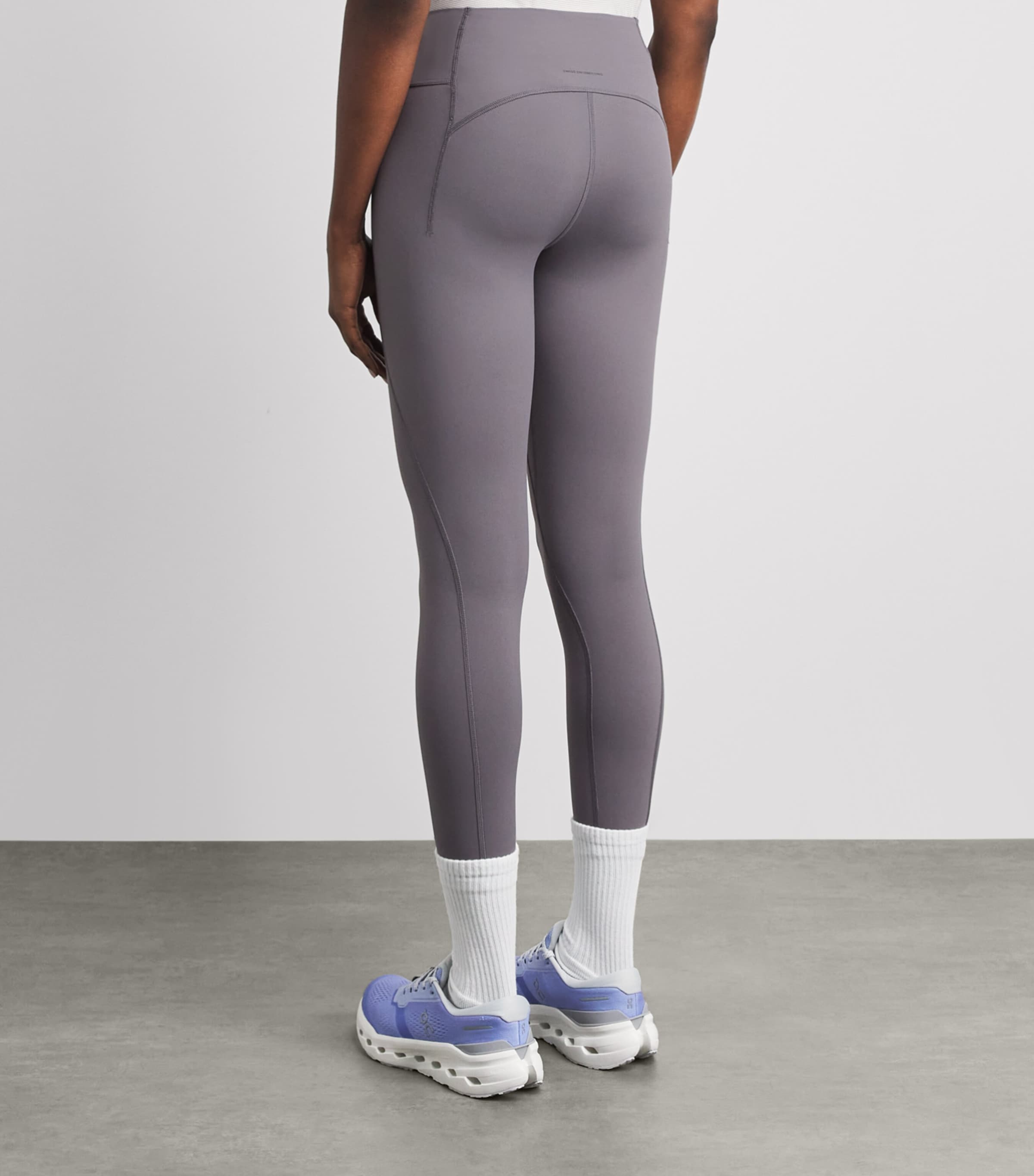 On Womens Studio 7/8 Leggings Ember Image 5