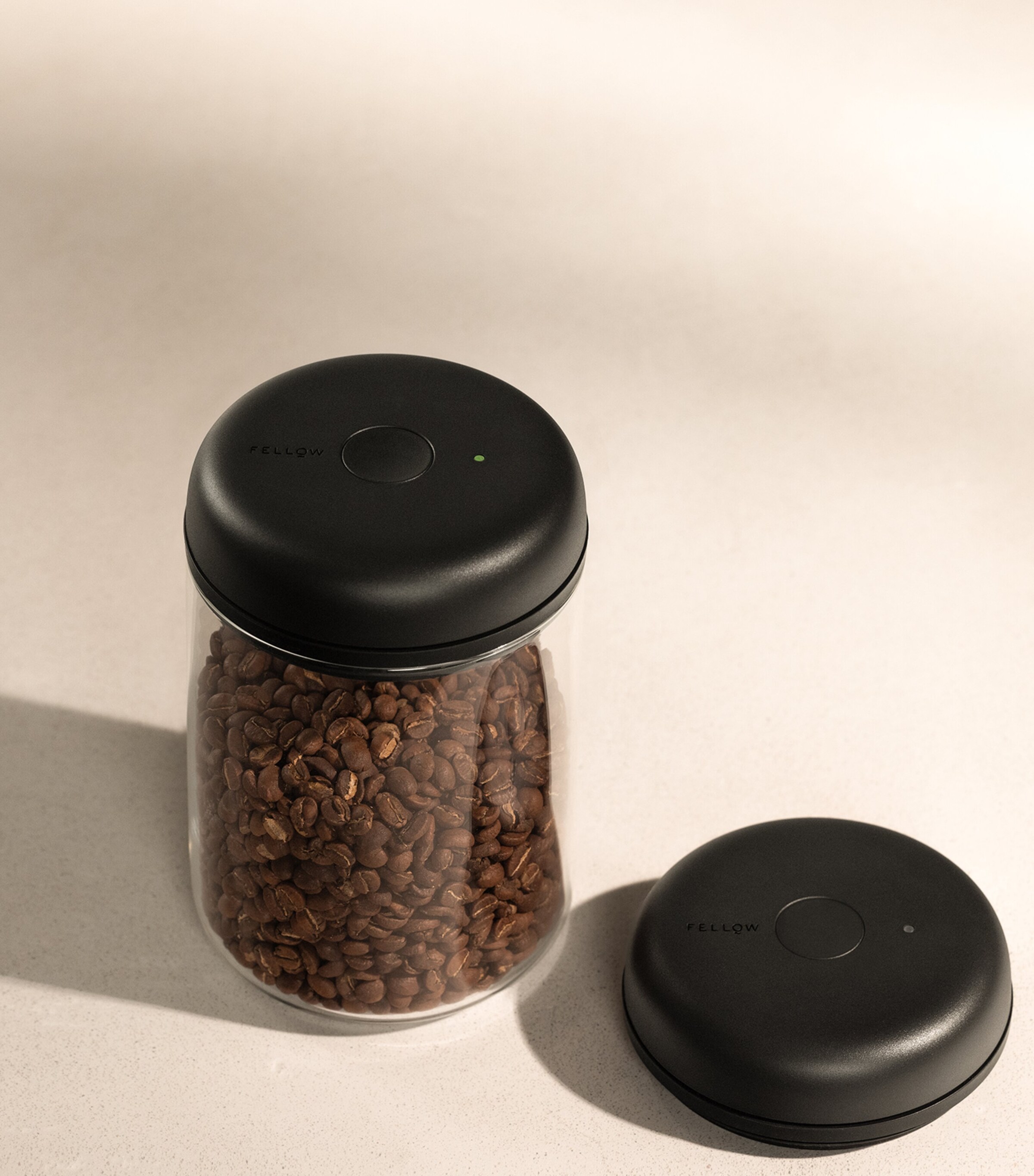 Glass Atmos Vacuum Storage Canister (1.2L) CLEAR GLASS Image 2