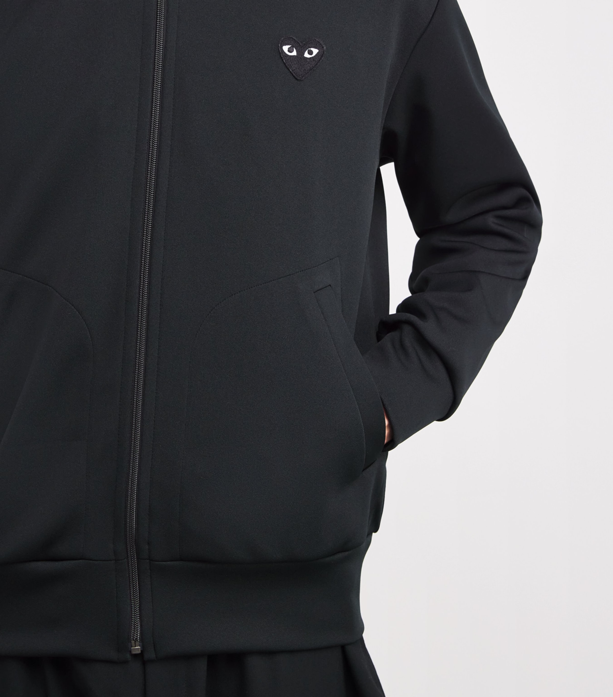 Zip-Up Heart Sweatshirt BLACK Image 6