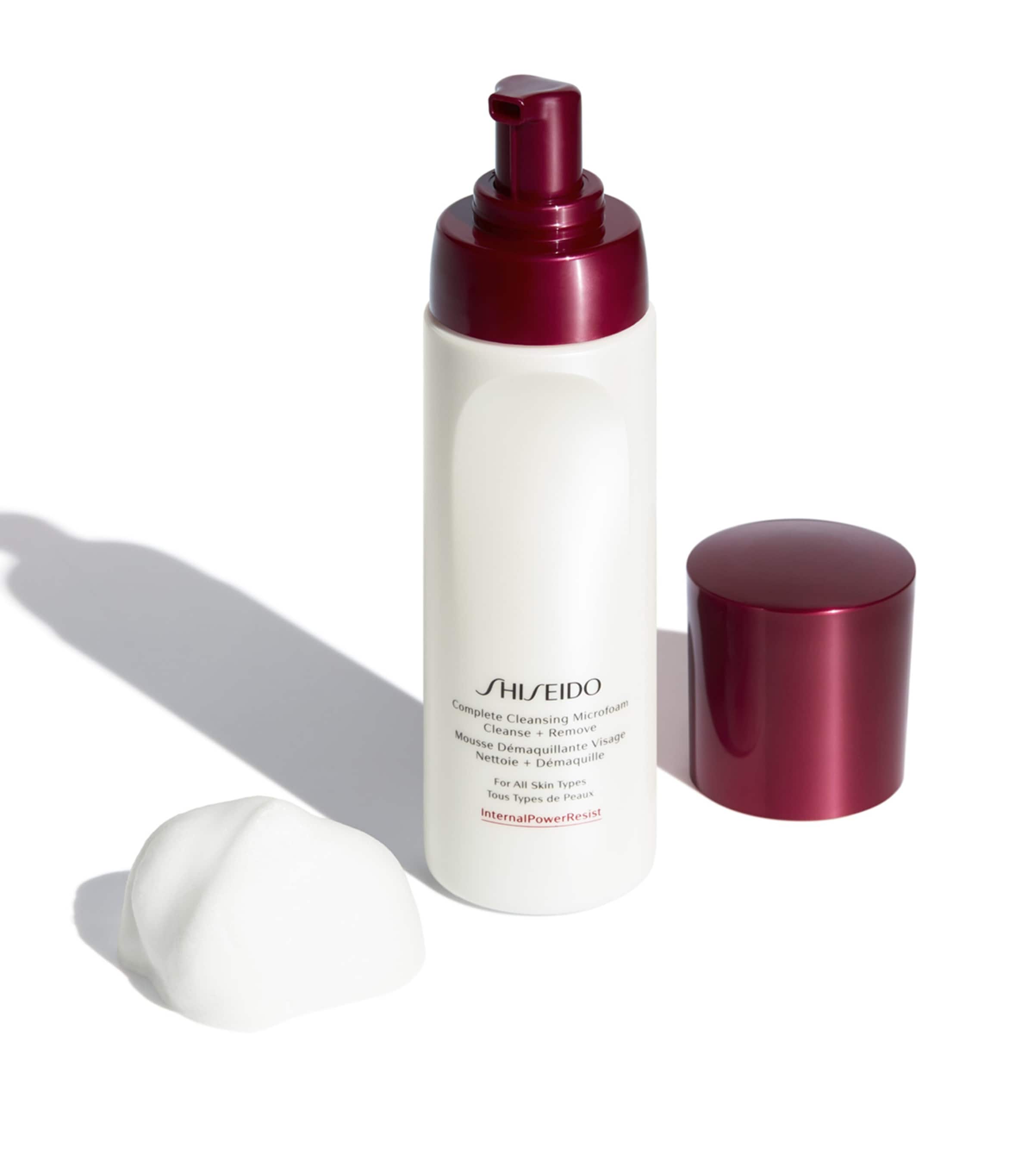 Complete Cleansing Micro-Foam NO COLOUR Image 3