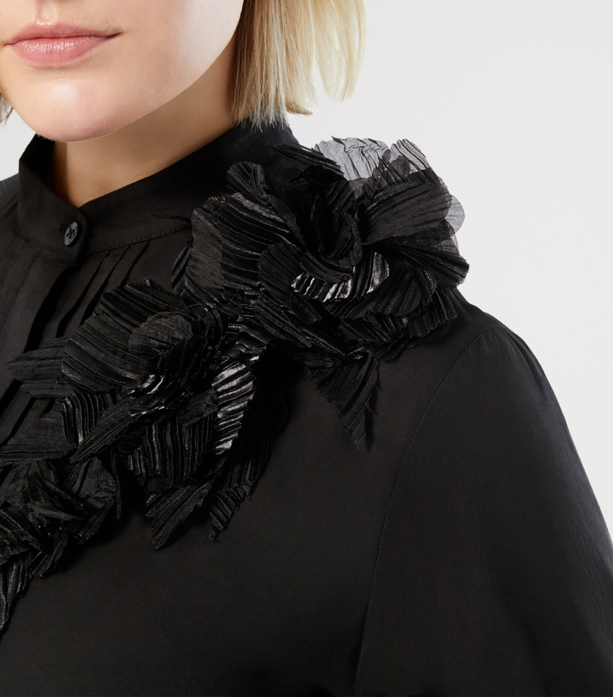 Floral-Detail Fieno Shirt BLACK Image 5