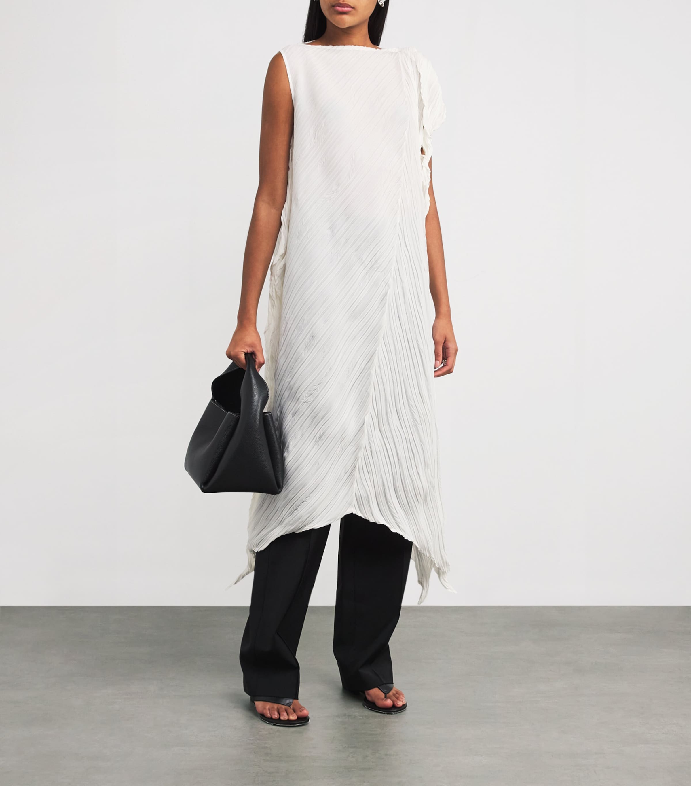 Wrinkled and Twisted Midi Dress 05 Image 2