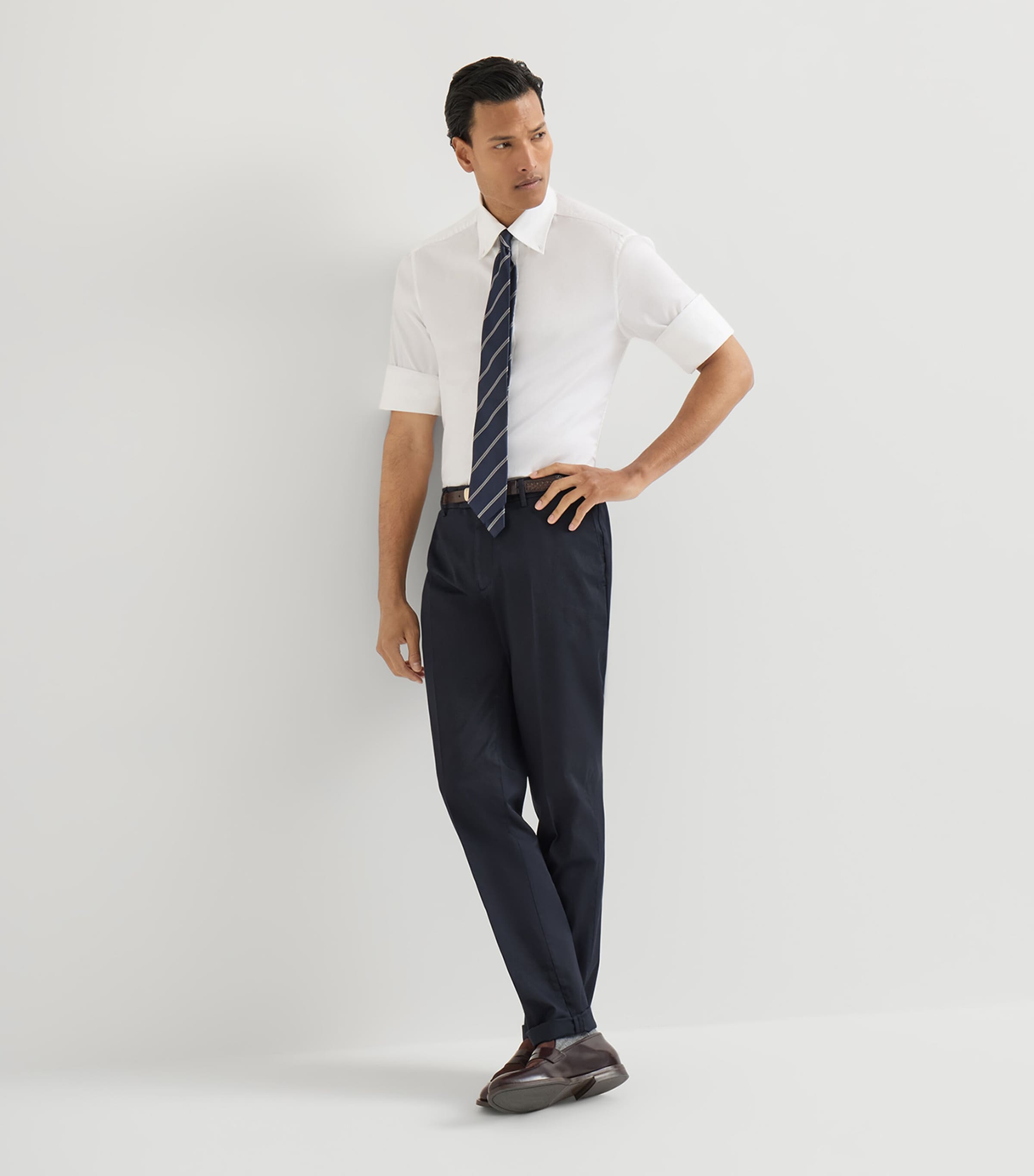 Brunello Cucinelli Mens Stretch-Cotton Gabardine Trousers Image 2
