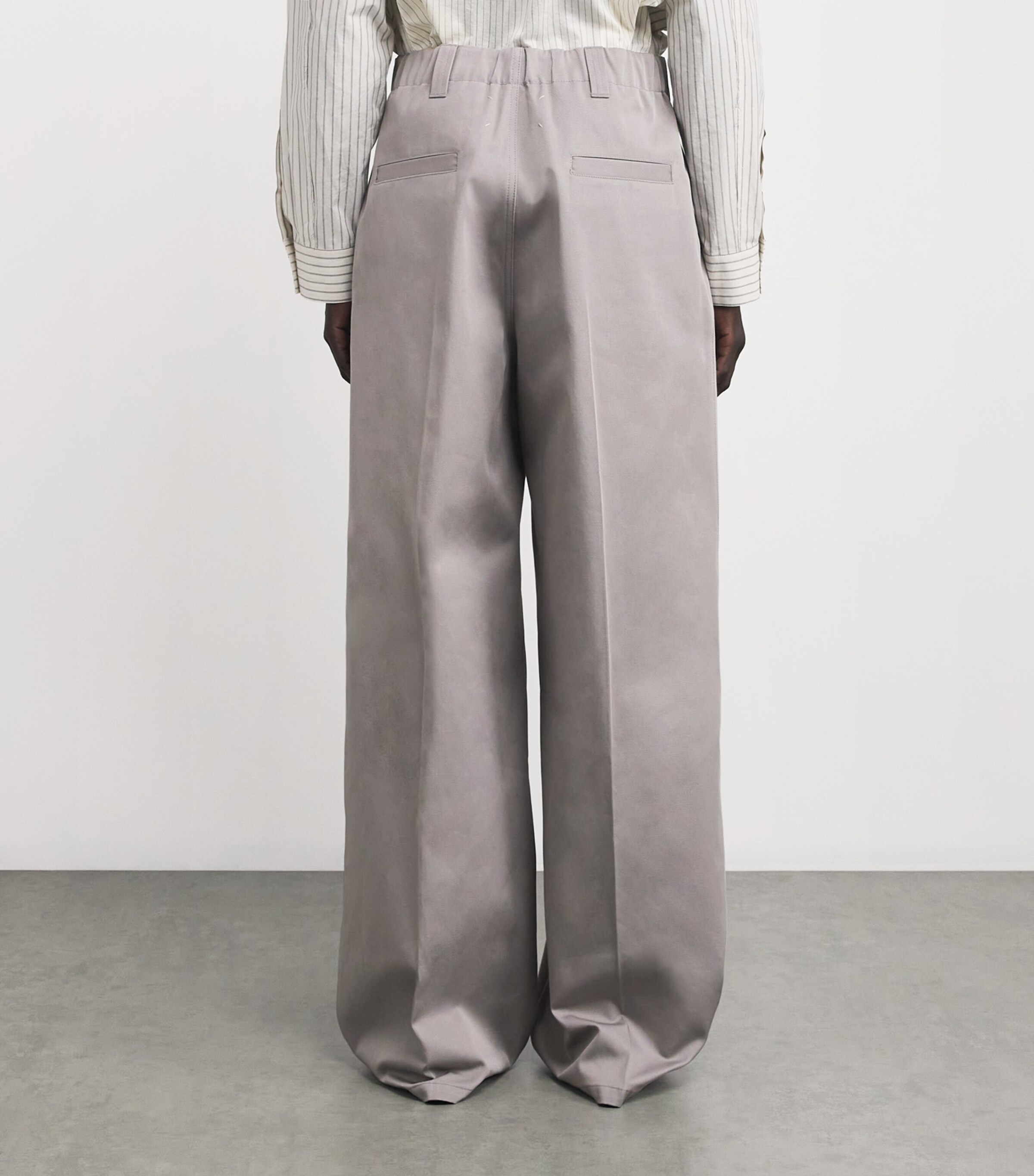 Cotton Gabardine Pleated Trousers 816 Image 4