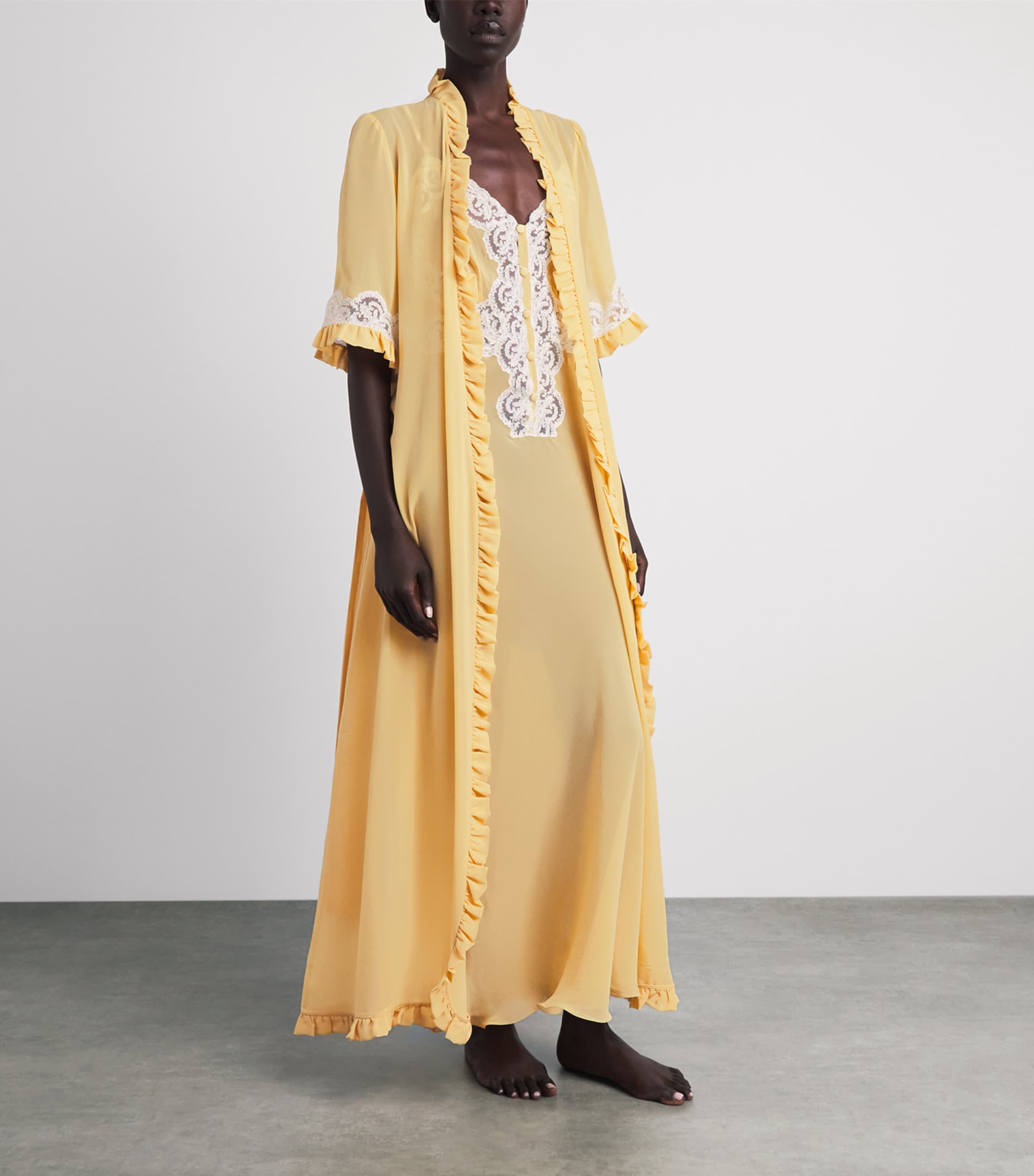Loretta Caponi Yellow Silk Short-Sleeve Germana Robe | Harrods UK