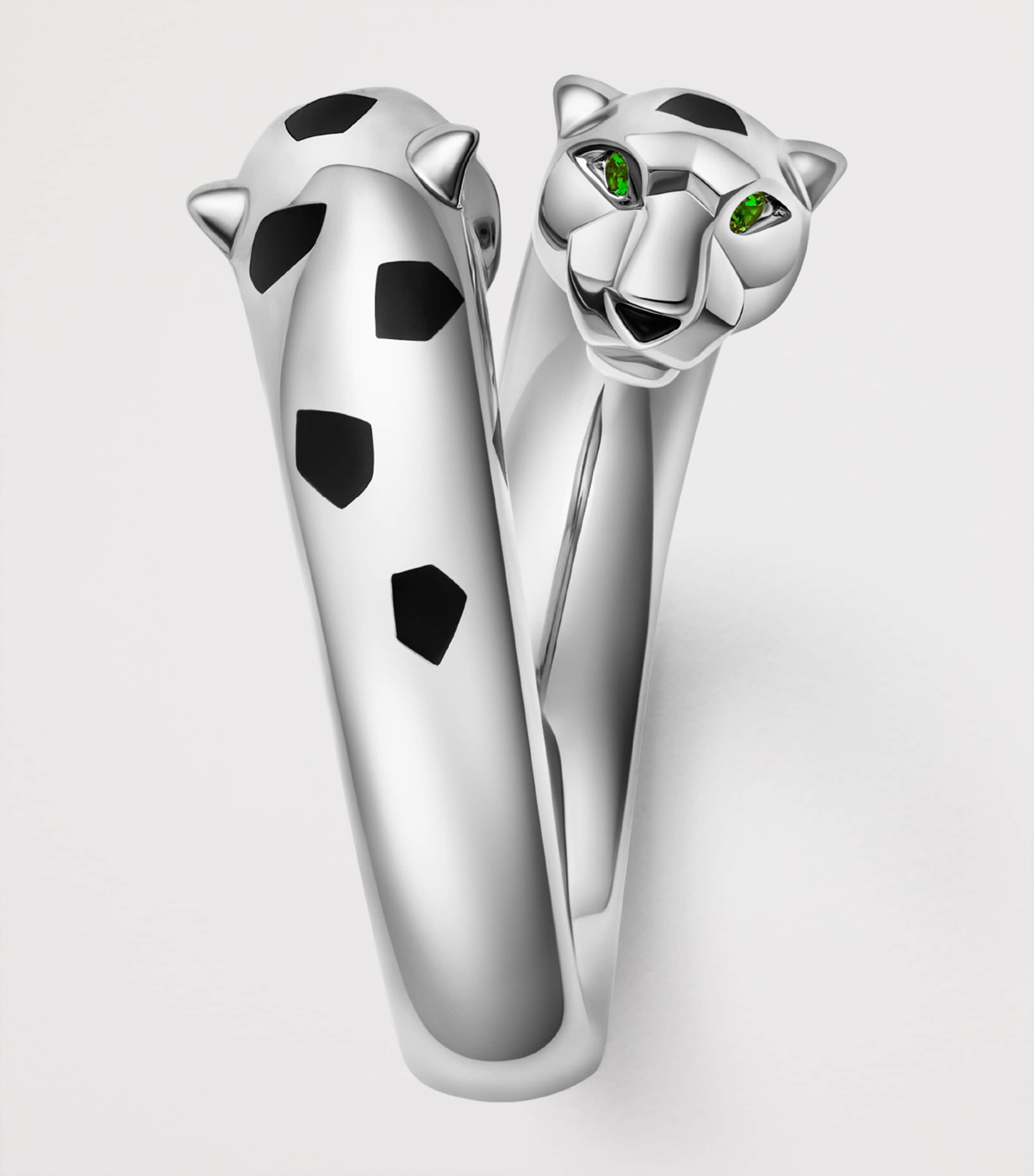Cartier White Gold, Tsavorite and Onyx Panthère de Cartier Ring White Gold Image 4