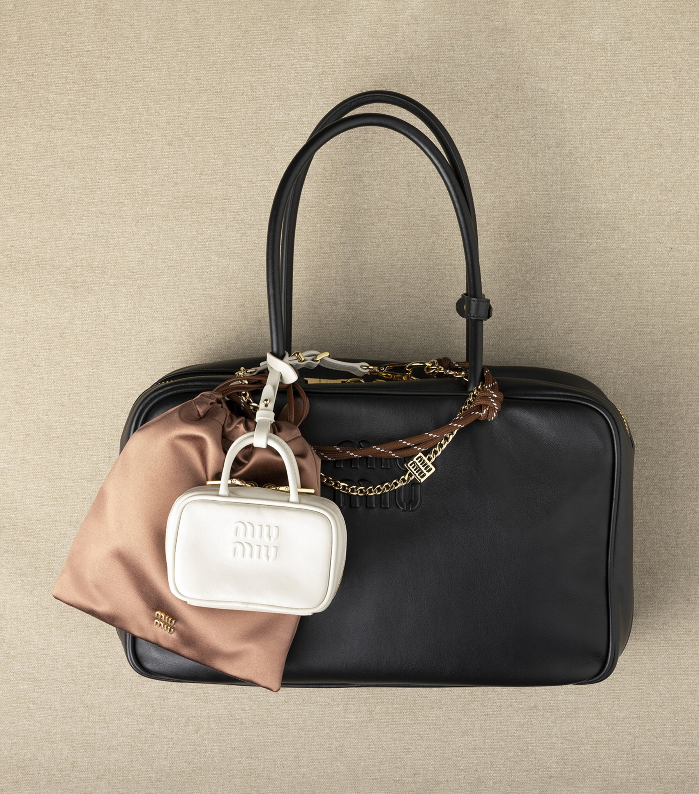 Satin Drawstring Pouch F0324 Image 2