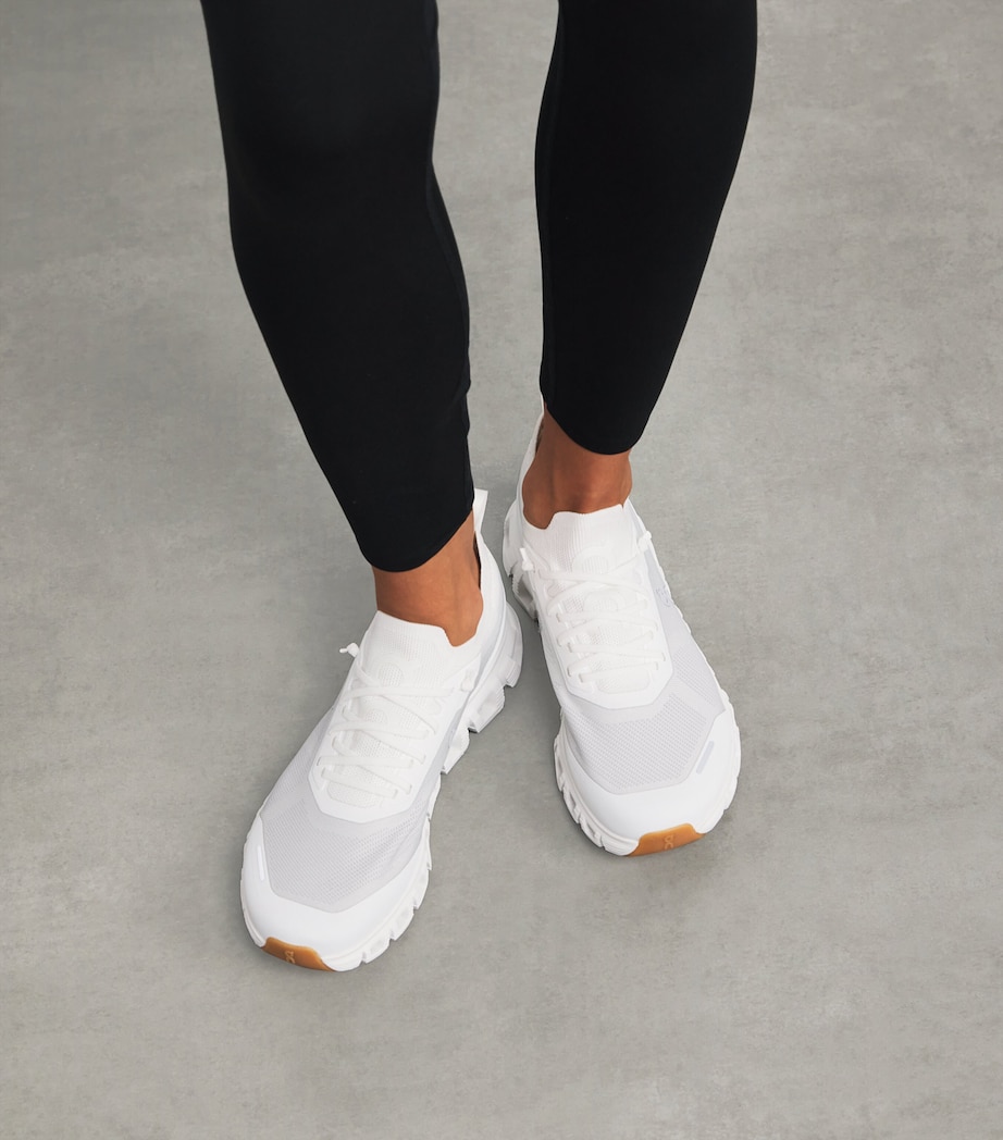 Cloud 6 Versa Trainers WHITE | WHITE Image 6