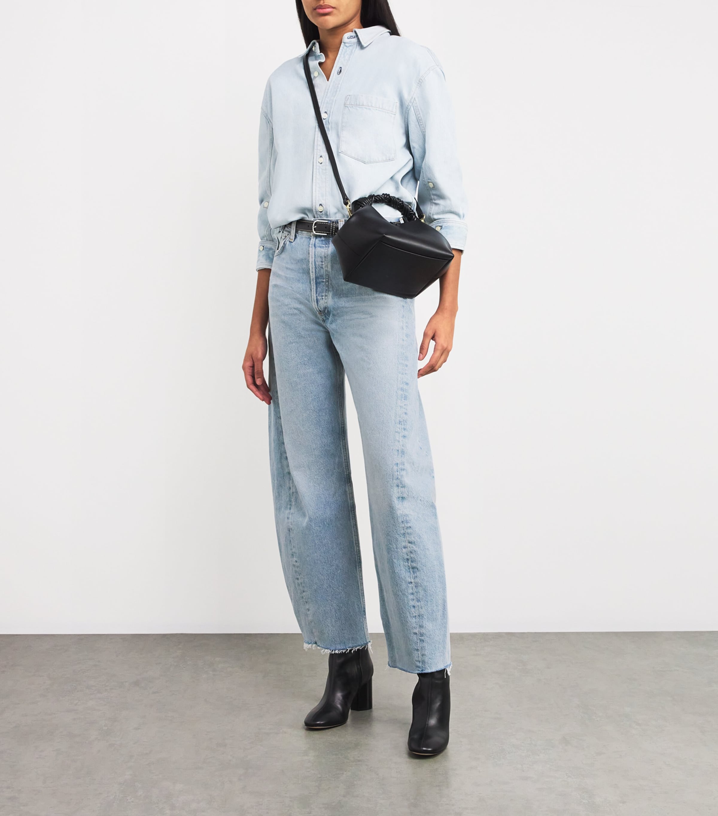 Luna Wide-Leg Jeans VOID (LT INDIGO) Image 2