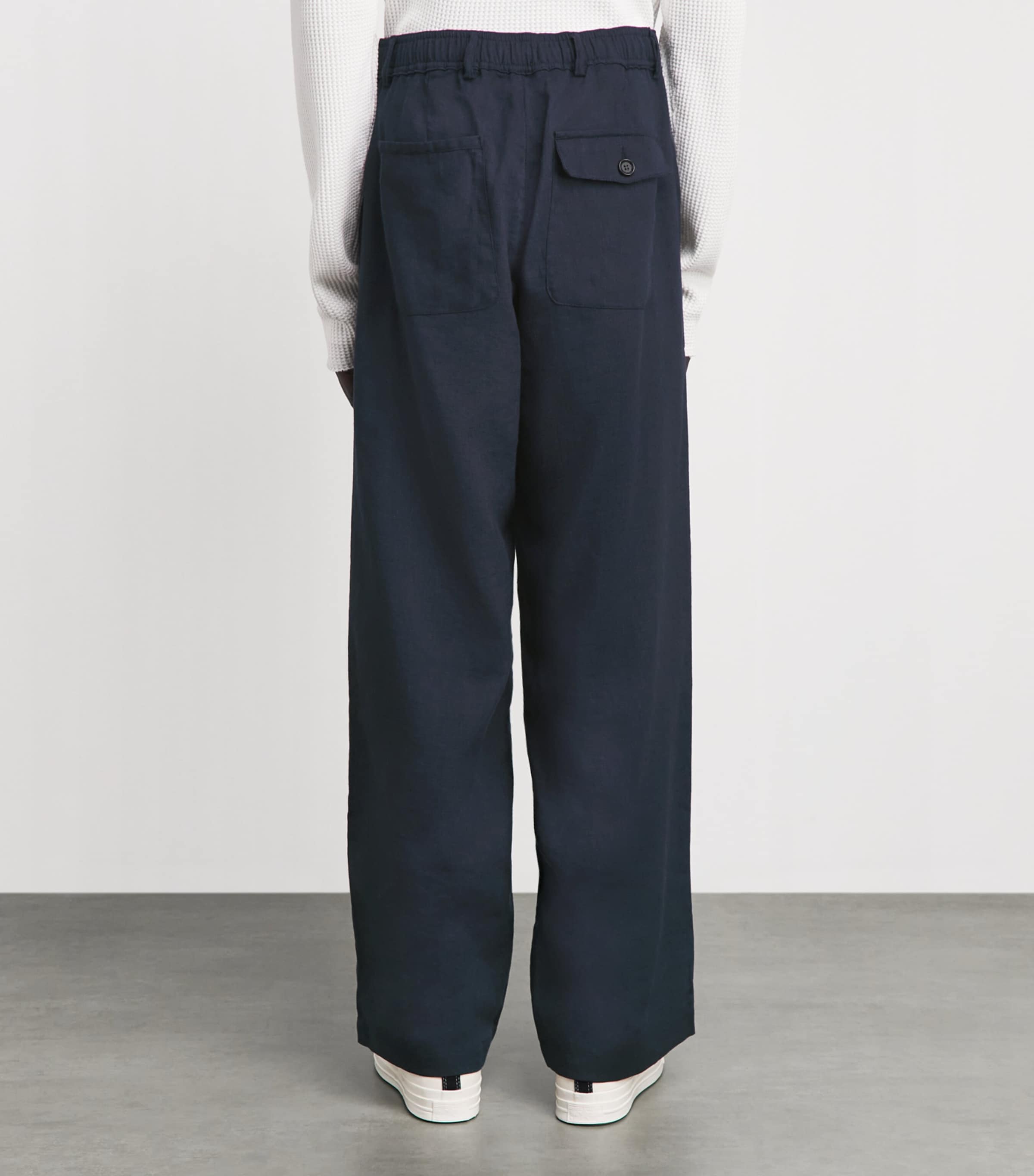 Oliver Spencer Mens Oxford Pleated Drawstring Trousers Navy Image 5