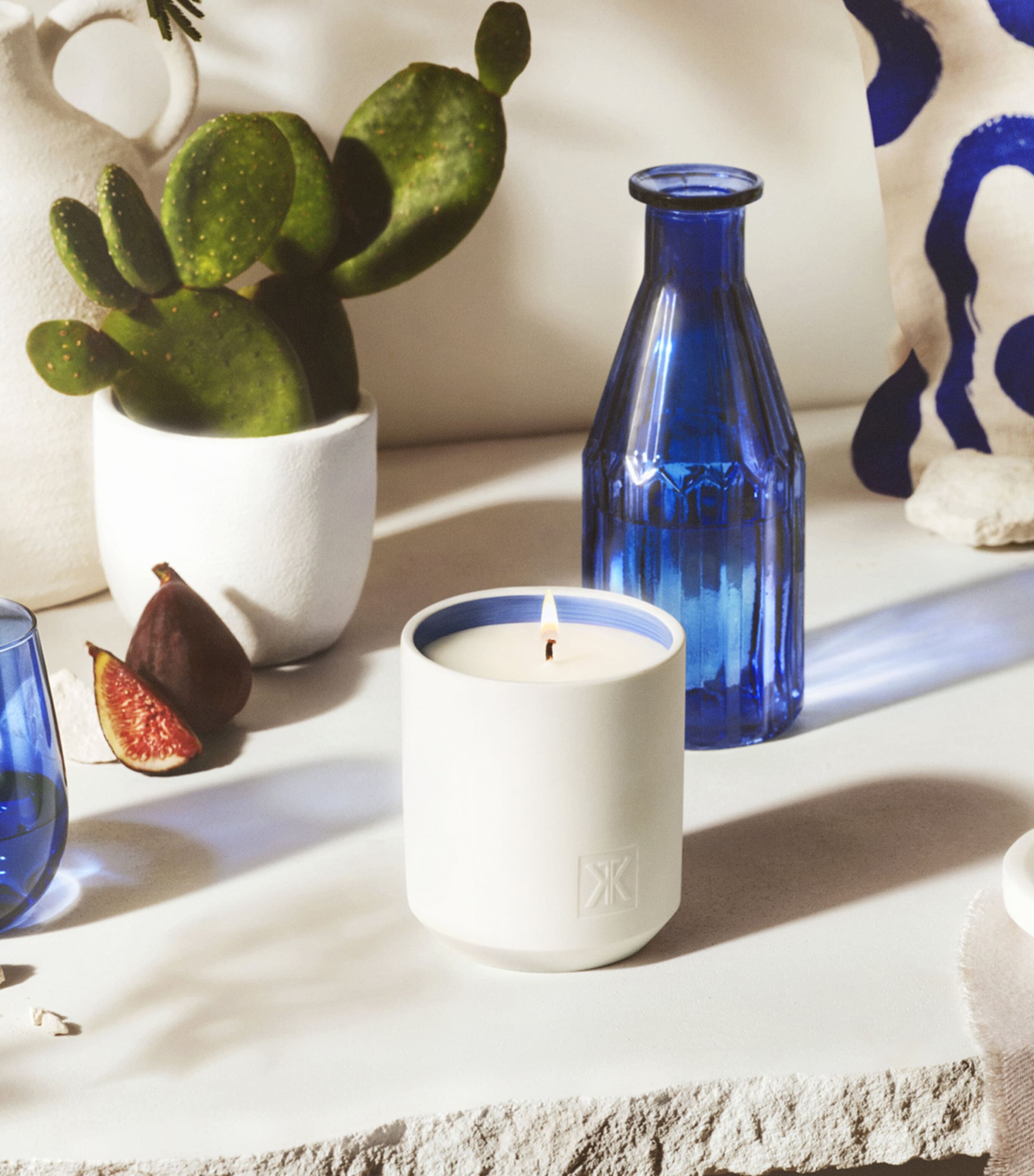 Maison Francis Kurkdjian Es Cap Scented Candle (280g) Image 4