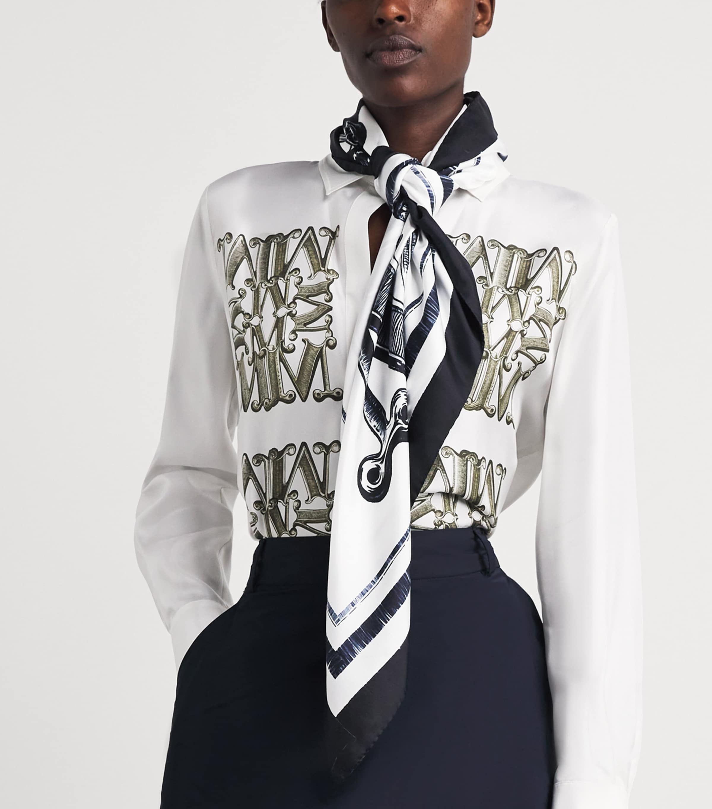 Max Mara Silk Logo Scarf Ultramarine Image 4