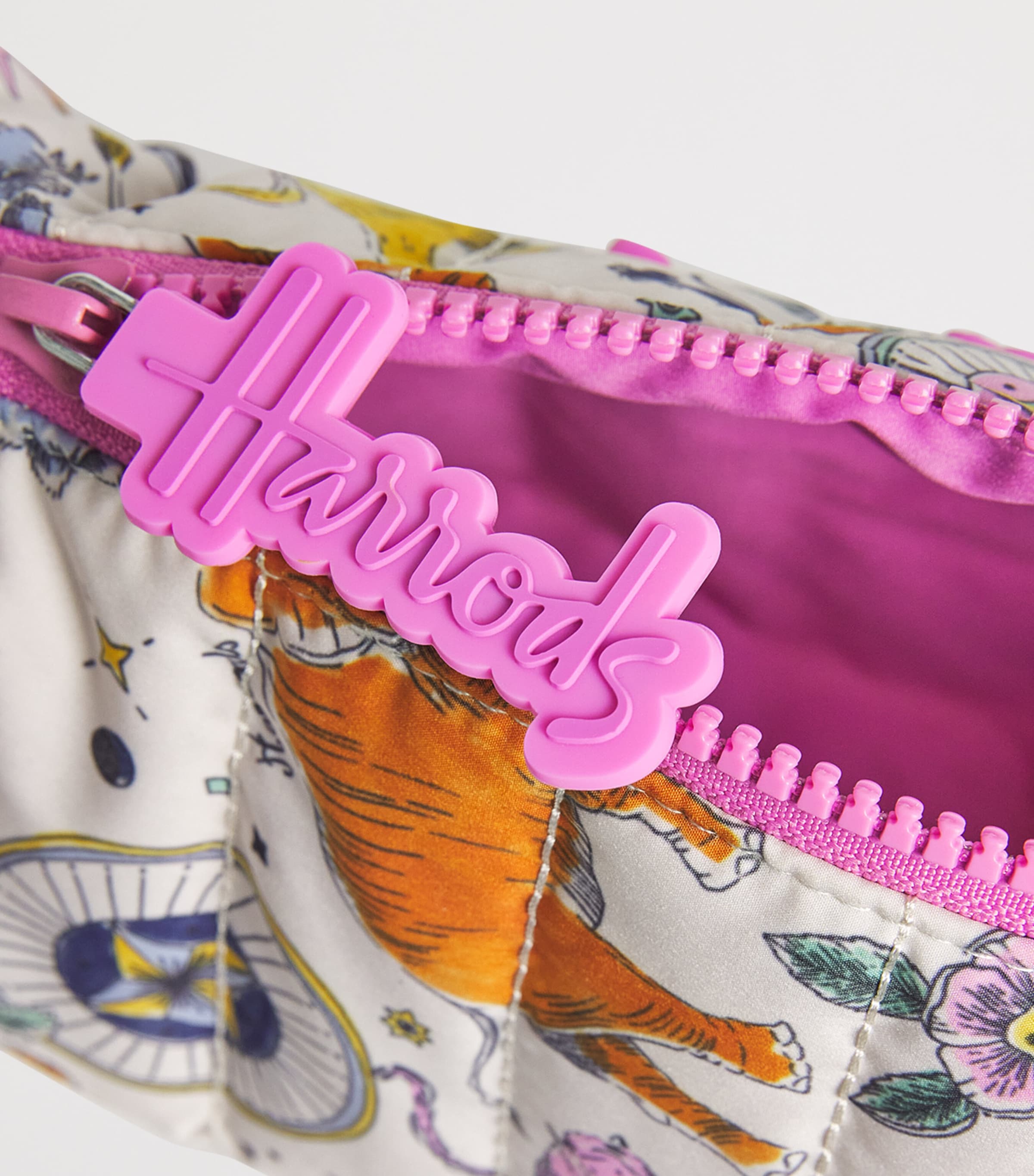 Quilted Light Sky Pencil Case IVORY Image 3