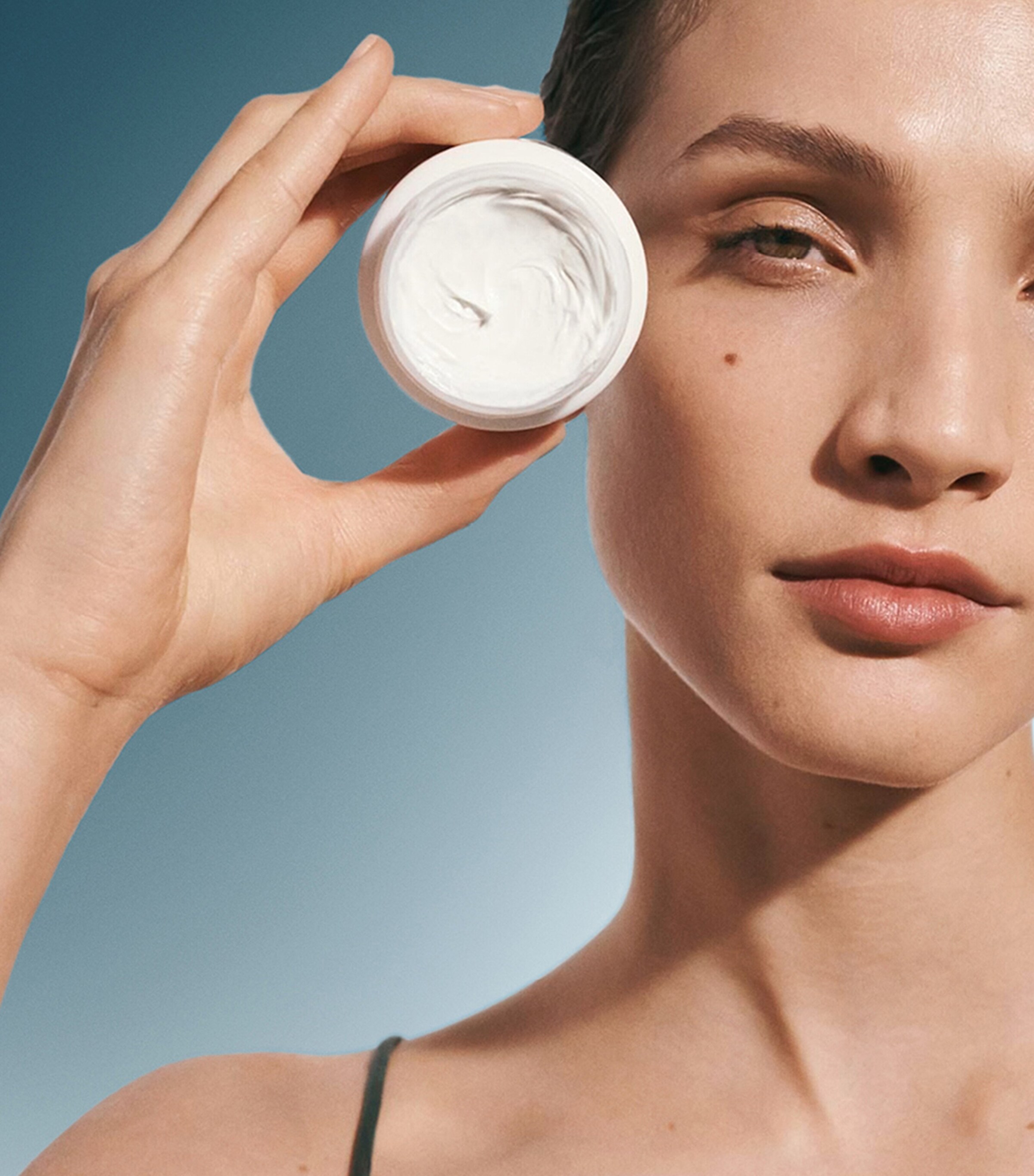 La Mer The Hydrating Radiance Collection Gift Set (Worth £637) Image 5