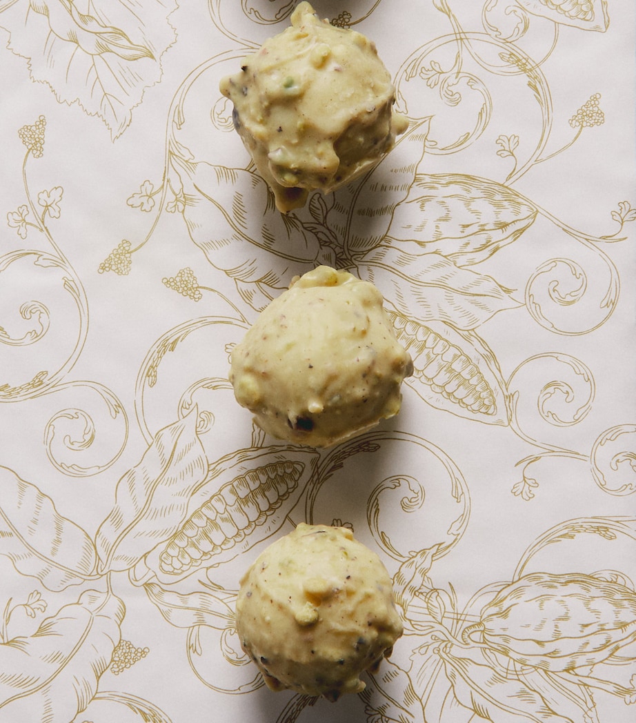 The Indulgence Hamper NO COLOUR Image 2