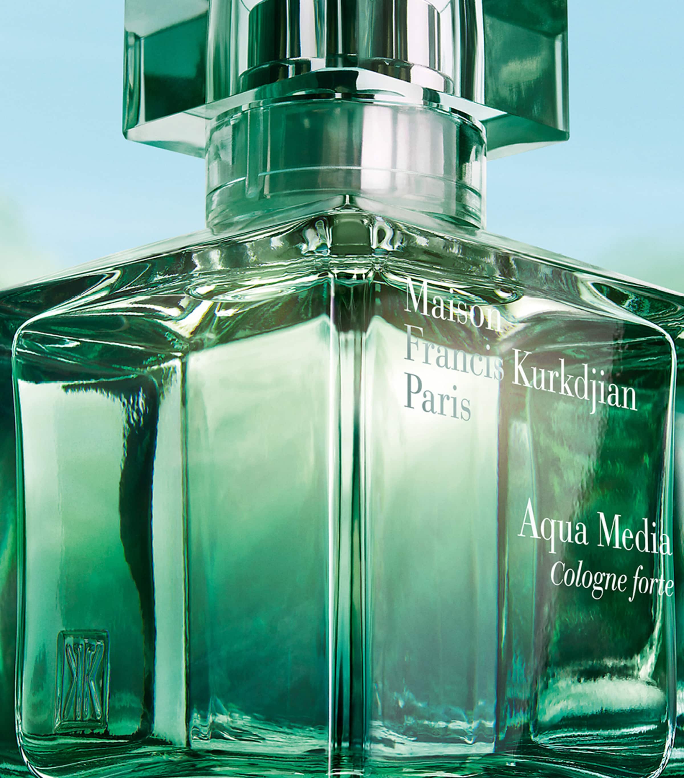 Aqua Media Cologne Forte Eau de Parfum (200ml) NO COLOUR Image 4