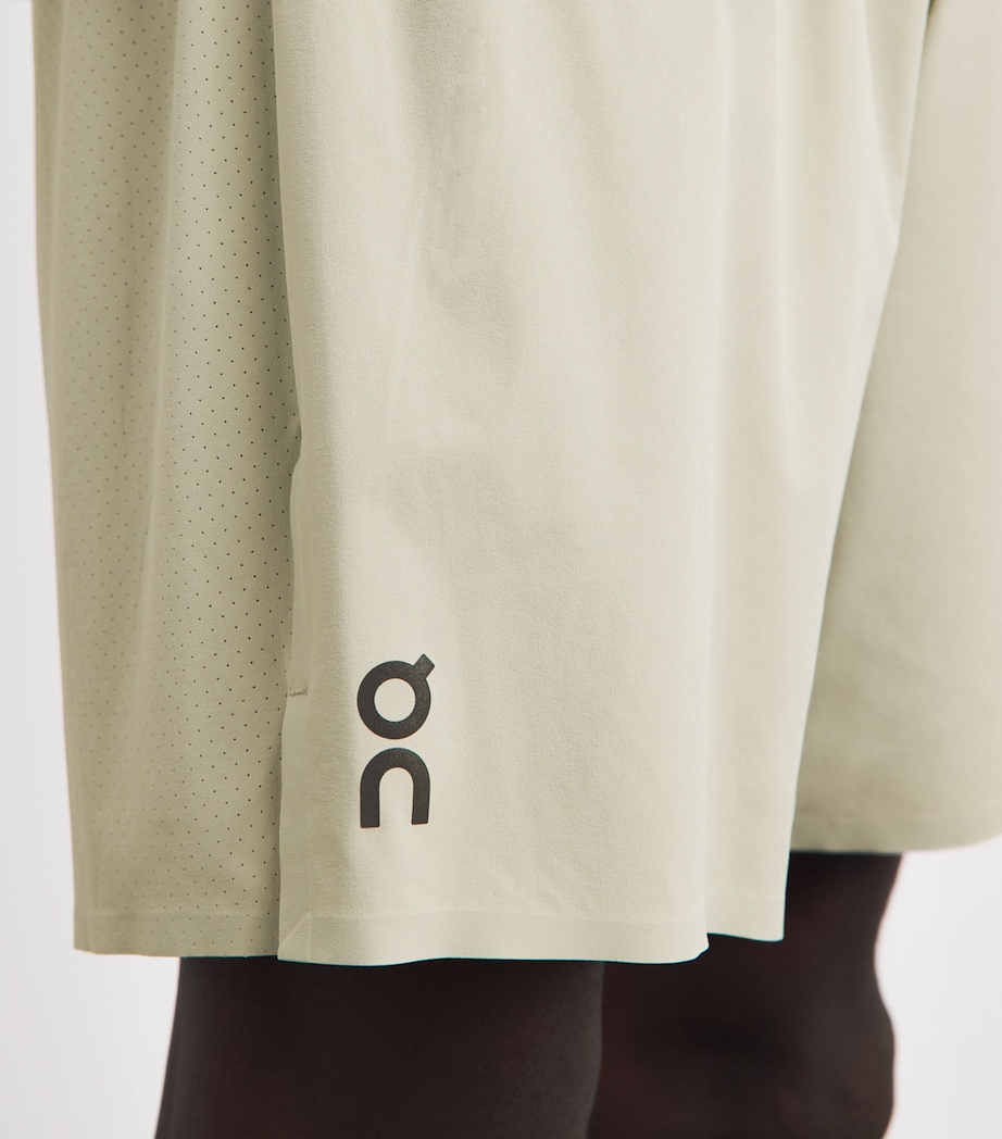 On Mens 7’’ Performance Shorts Brume Image 3