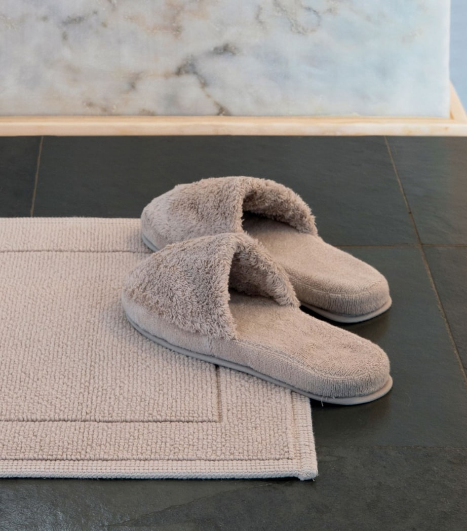 GRACCIOZA Egoist Slippers (Size 42-43) Silver Image 2