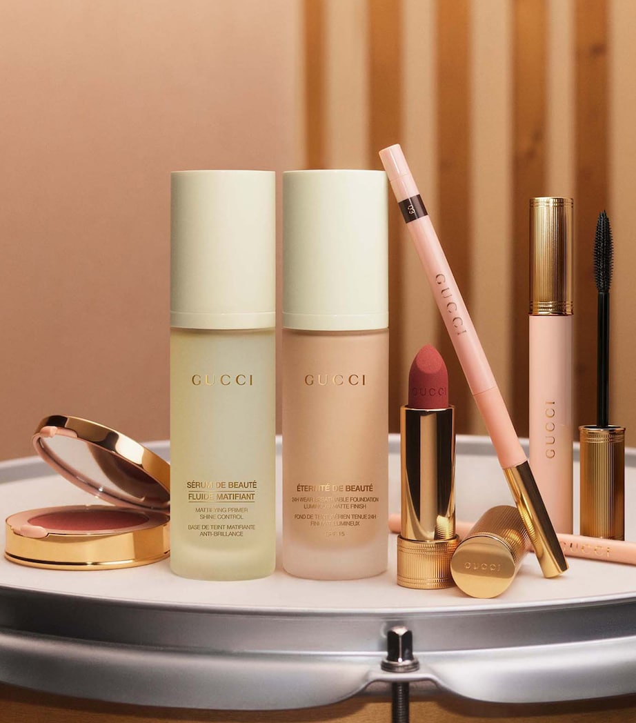 Eternité De Beauté Matte Foundation SPF 15 (30ml) 430N Image 4