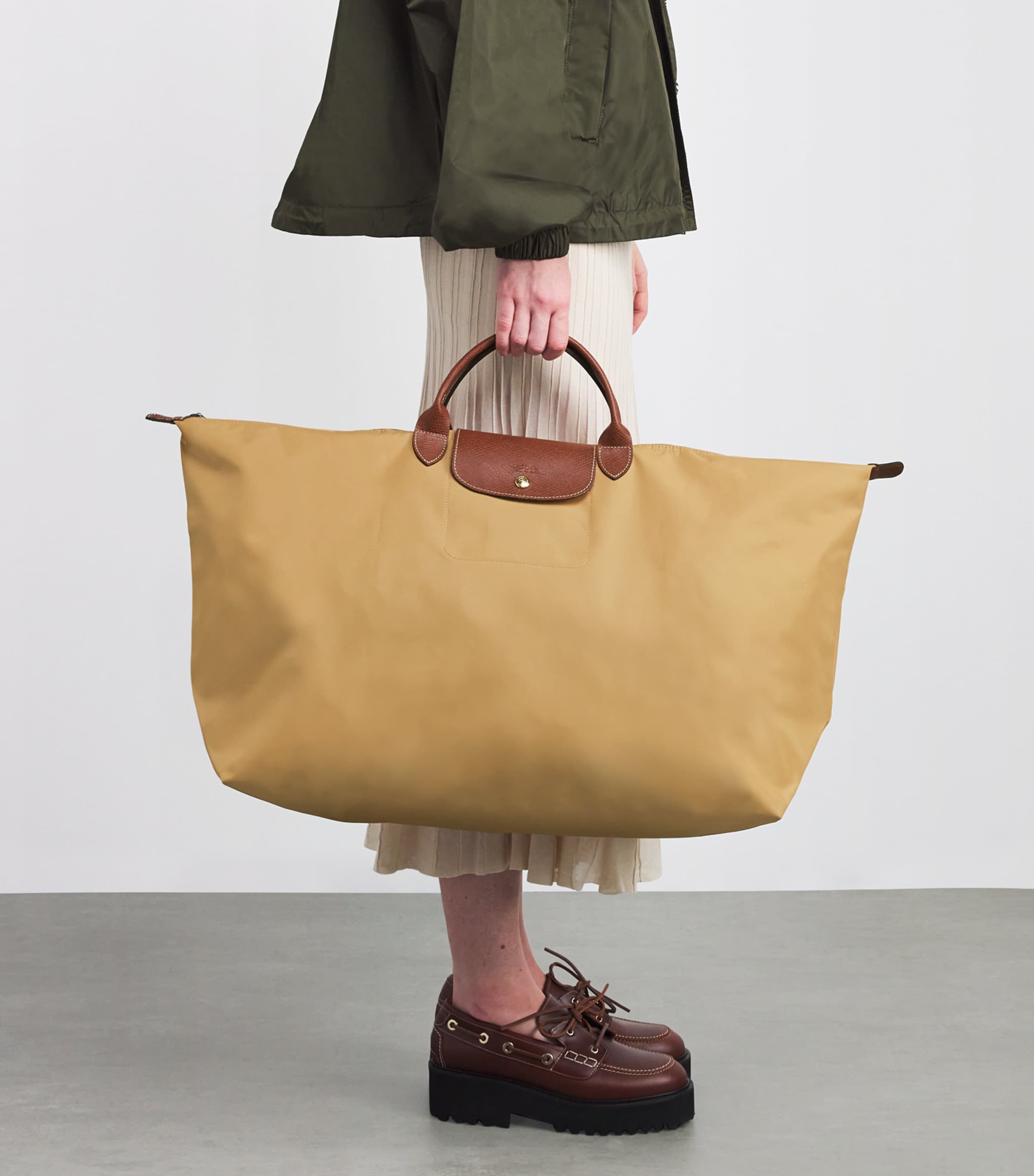 Large Le Pliage Travel Tote Bag P86 FAWN Image 2