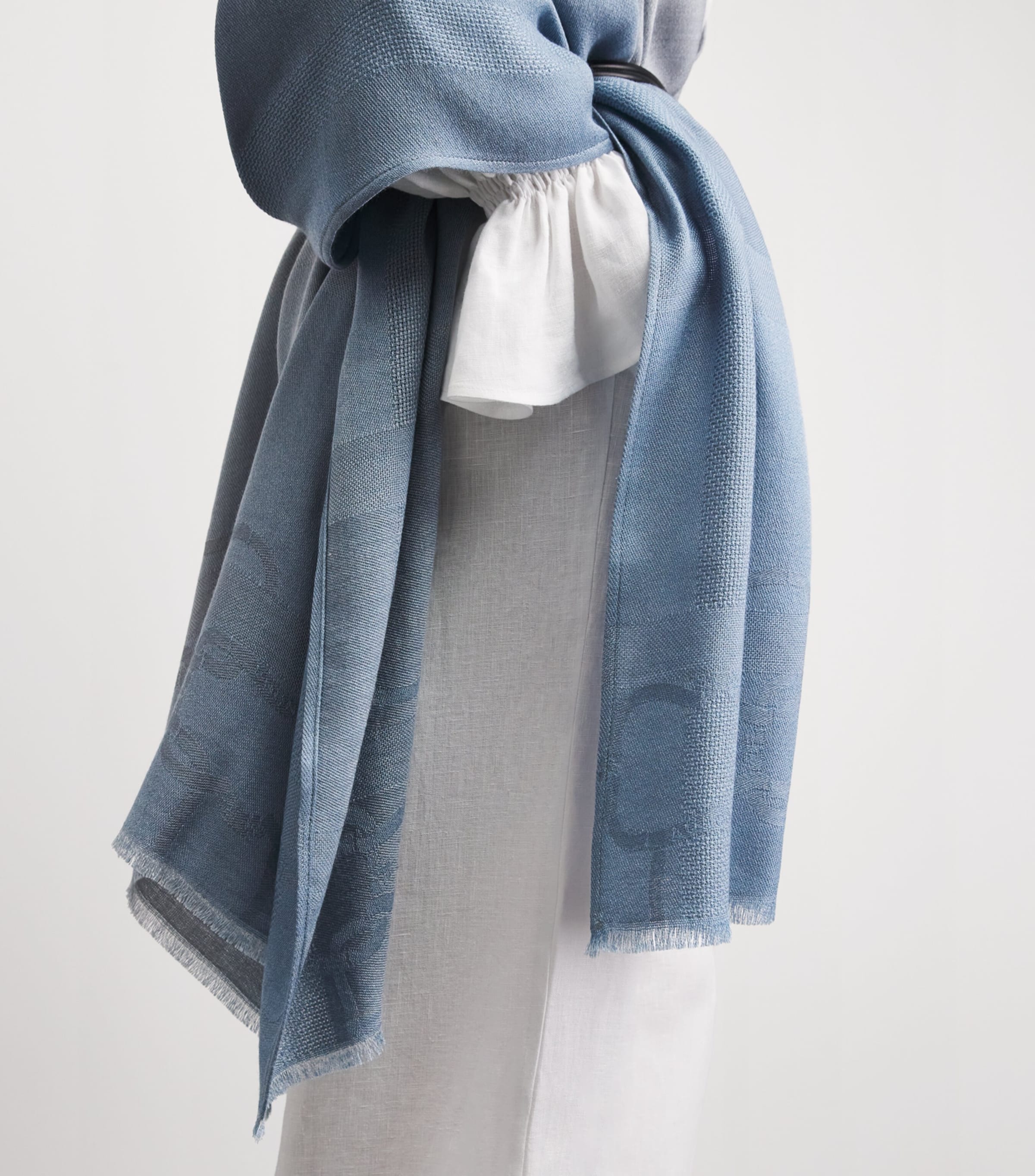 Agnona Womens Cashmere-Silk Cape Poncho Light Blue Bleach Image 3