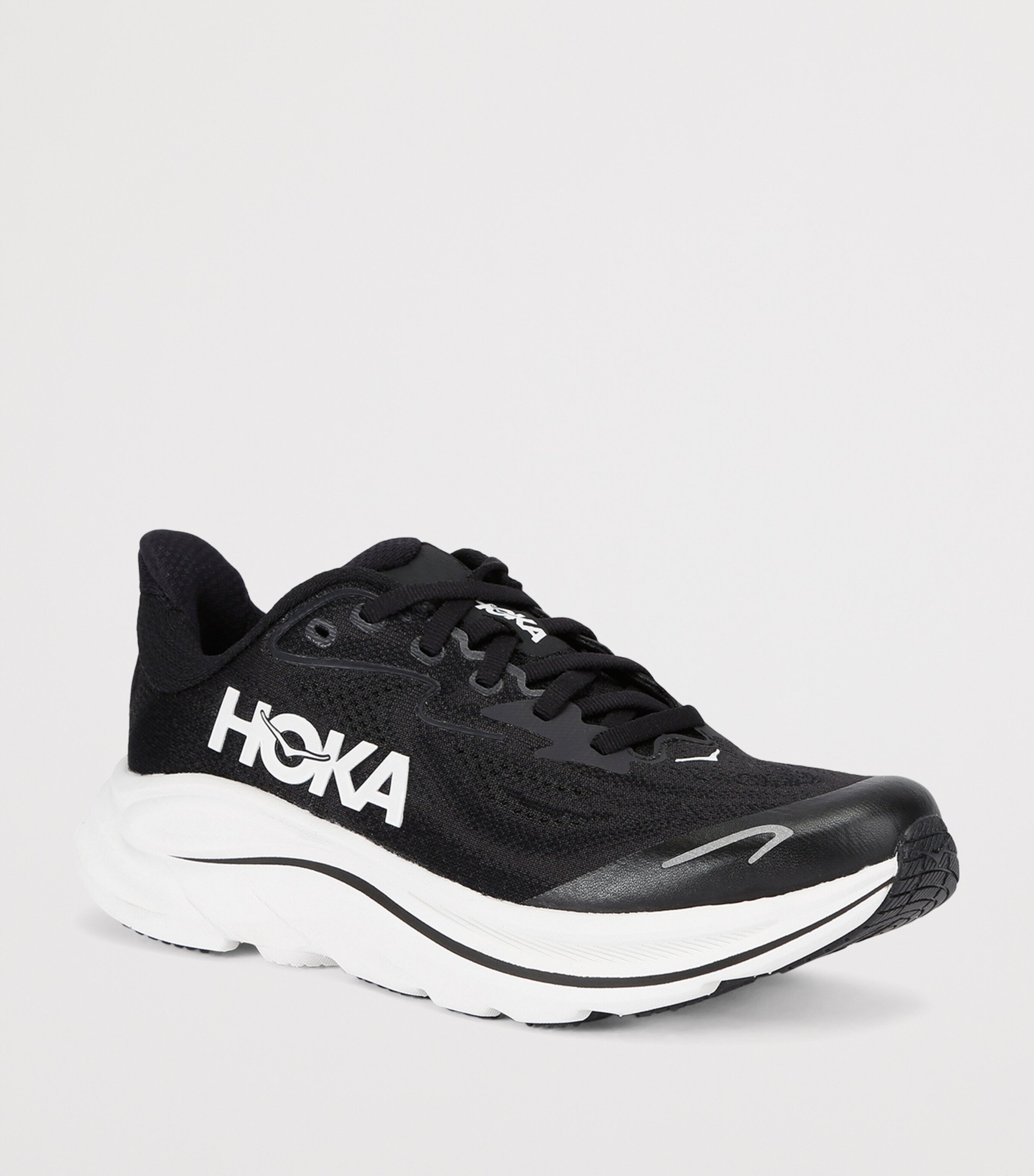 Clifton 10 Trainers BLK/WHITE Image 3