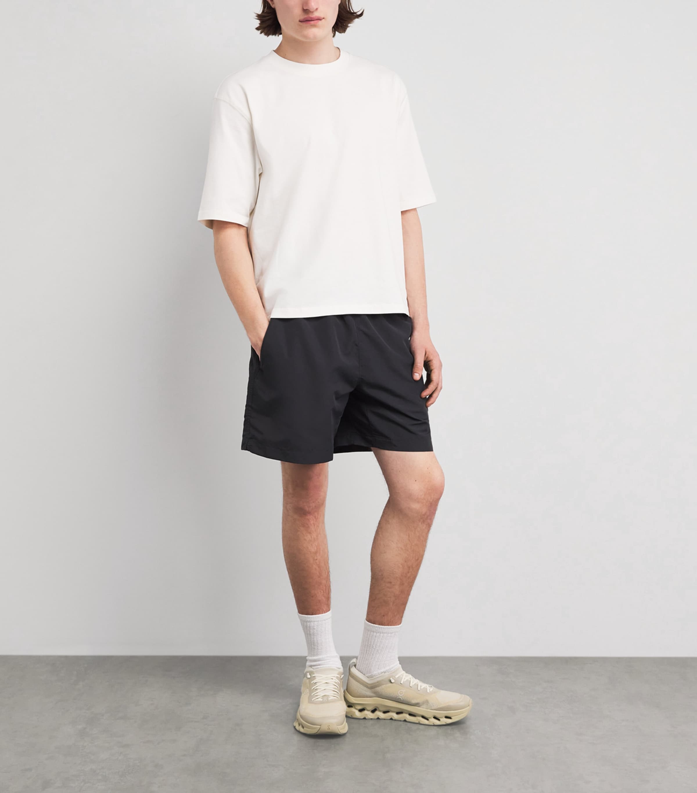 On Mens Cloudtilt Moon Trainers Winter Kasha Image 4