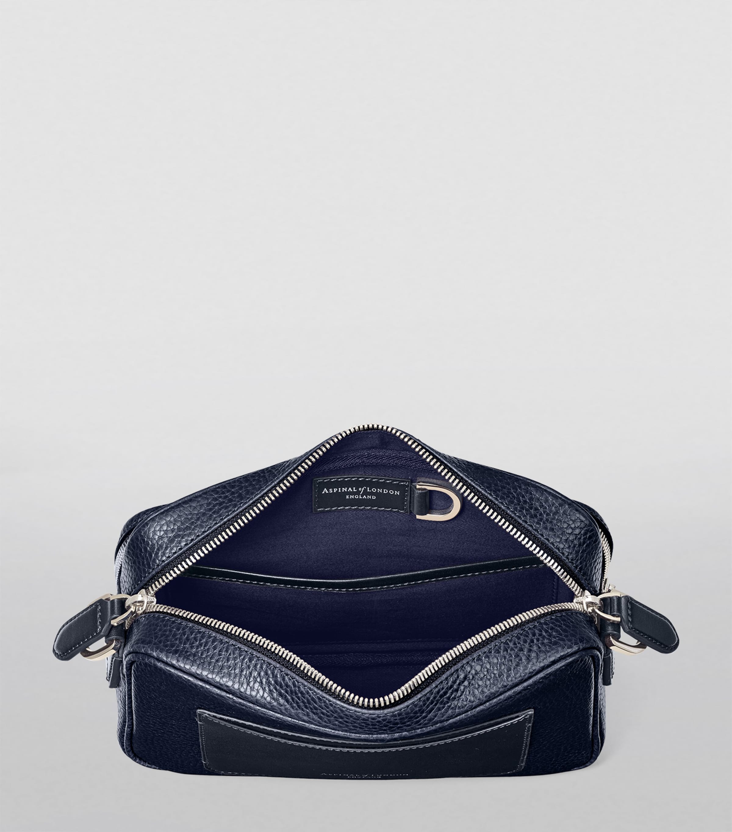 Leather Reporter East West Messenger Bag NAVY Image 5