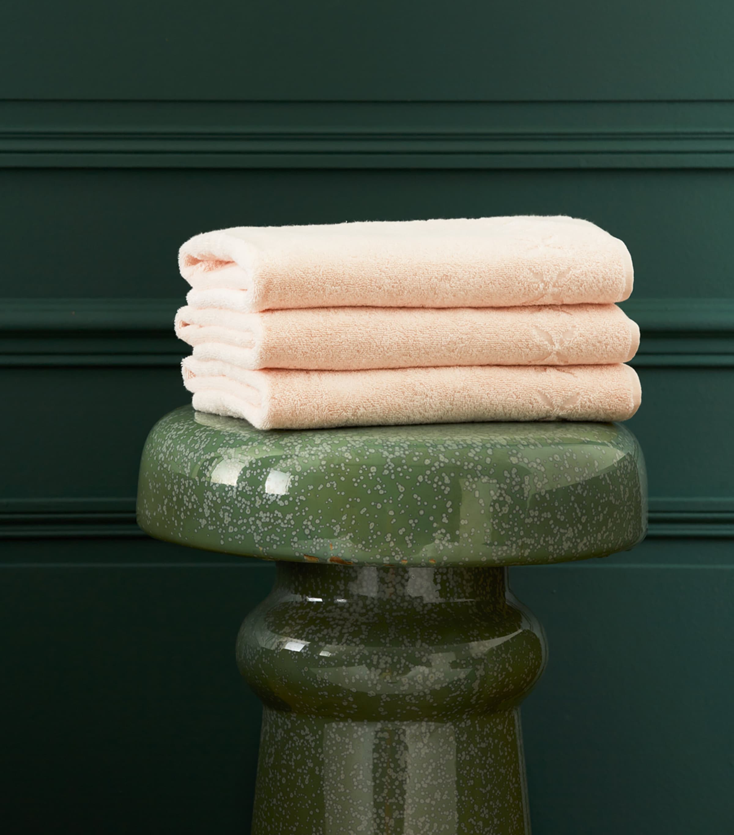 Yves Delorme Nature Bath Towel In Pink