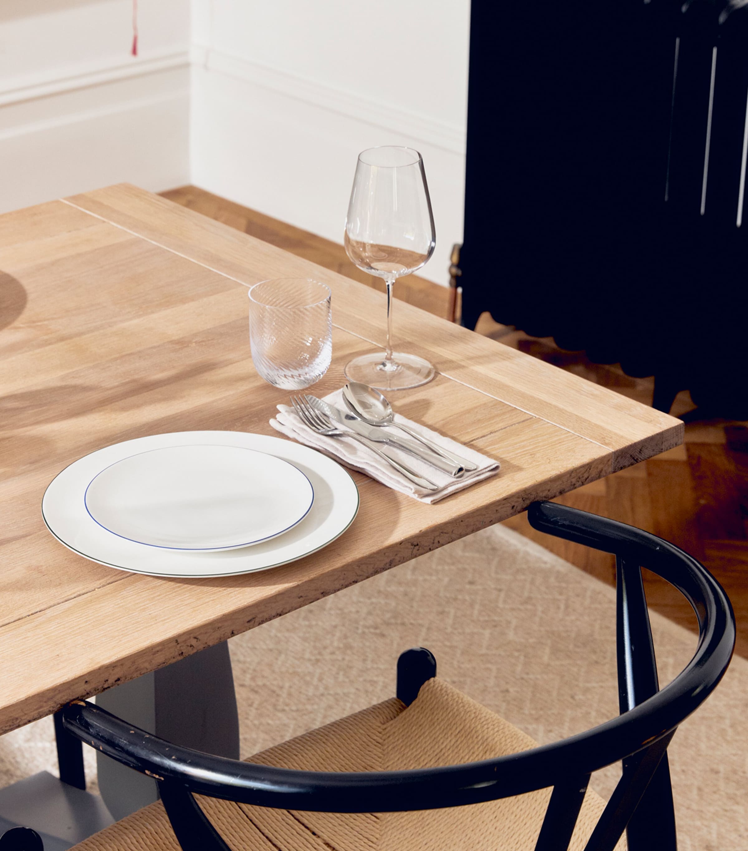 Bone China Line Dinner Plate (28cm) FOREST GREEN Image 2