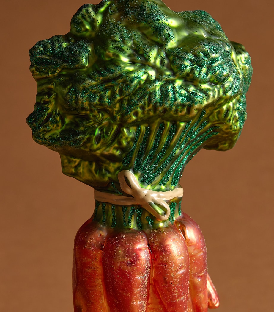 Harrods Glass Bunch of Carrots Tree Decoration Image 2