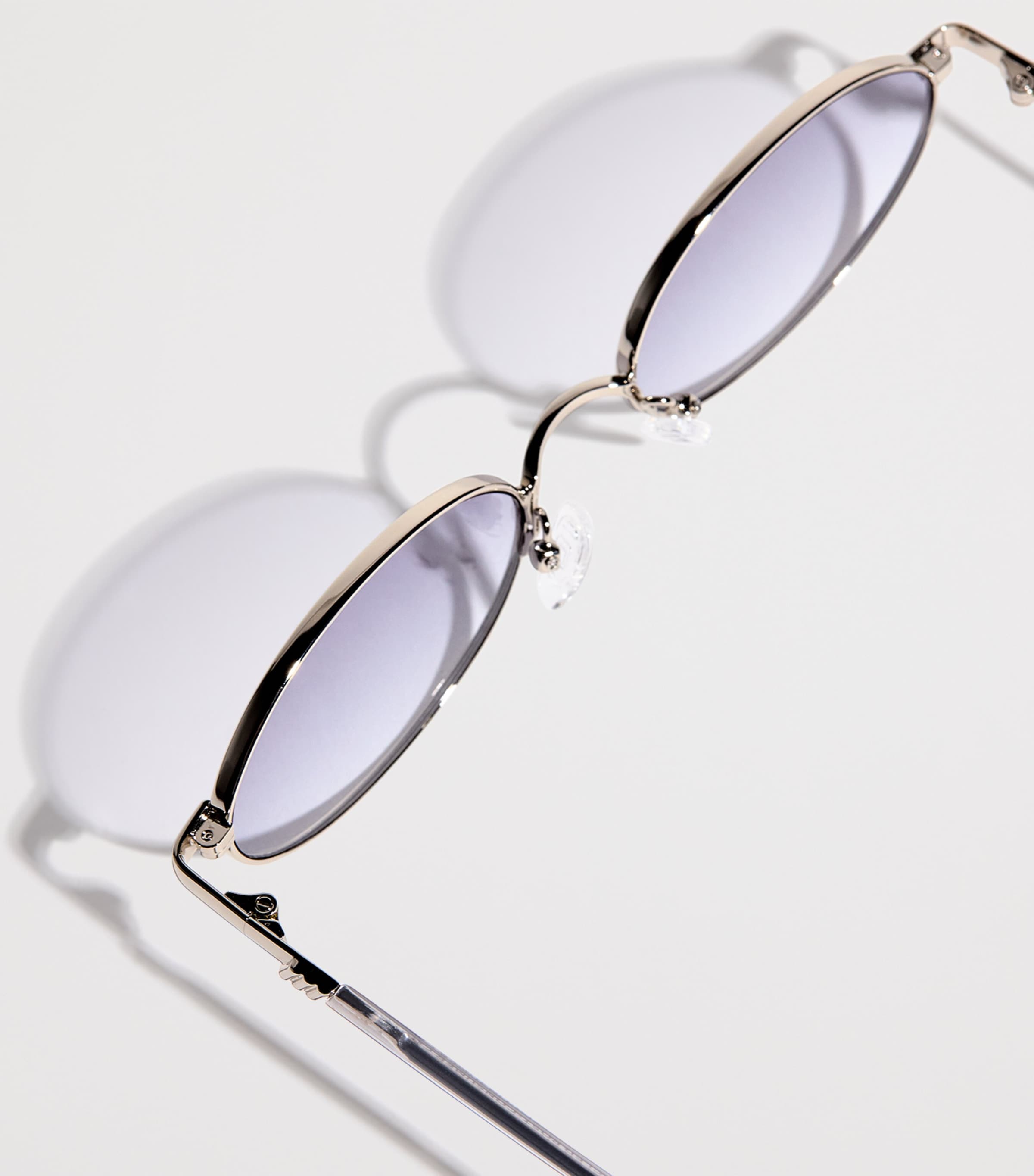 Le Specs Icicle Oval Sunglasses Sil Image 6