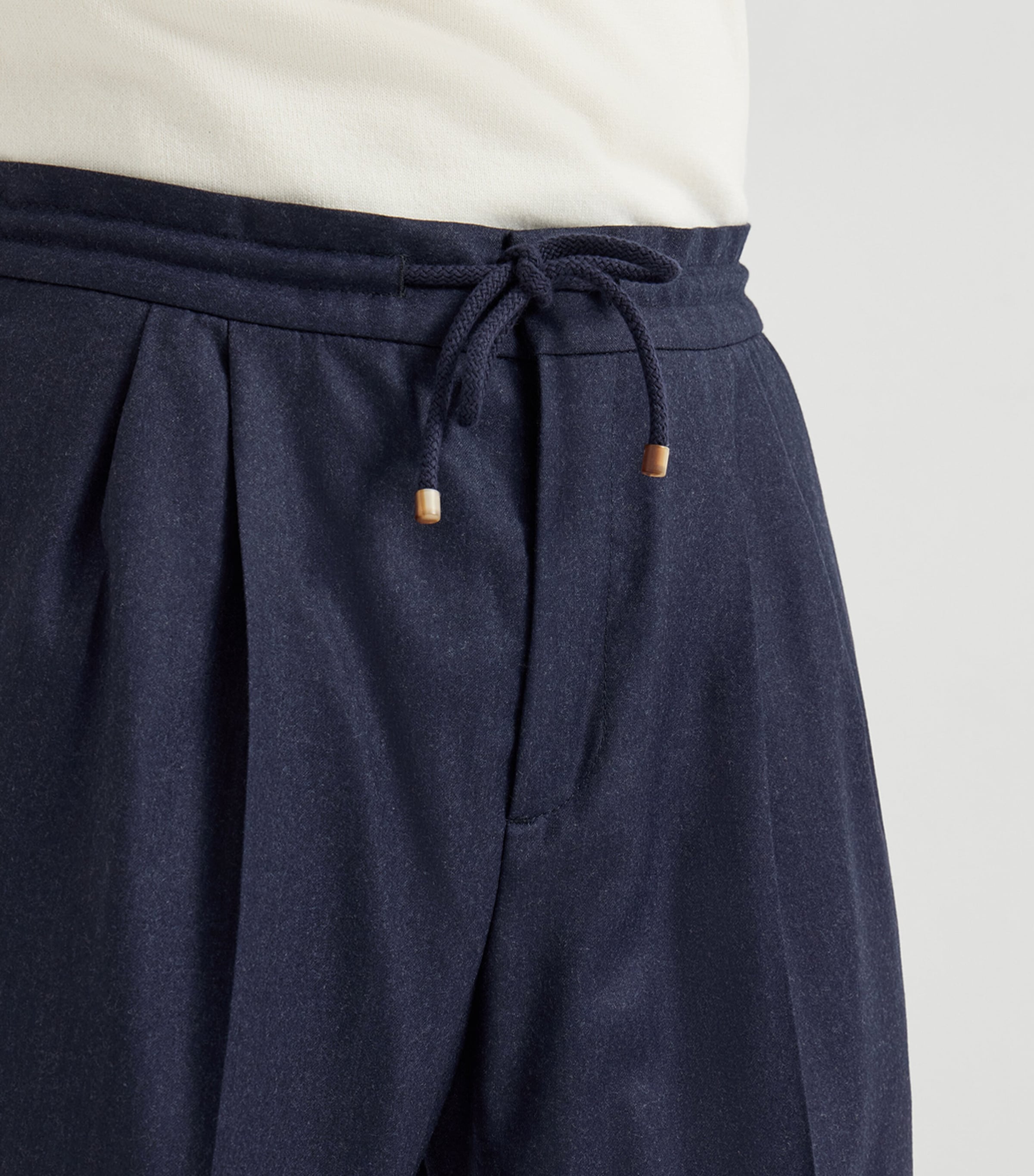 Brunello Cucinelli Mens Virgin Wool Pleated Drawstring Trousers Image 6