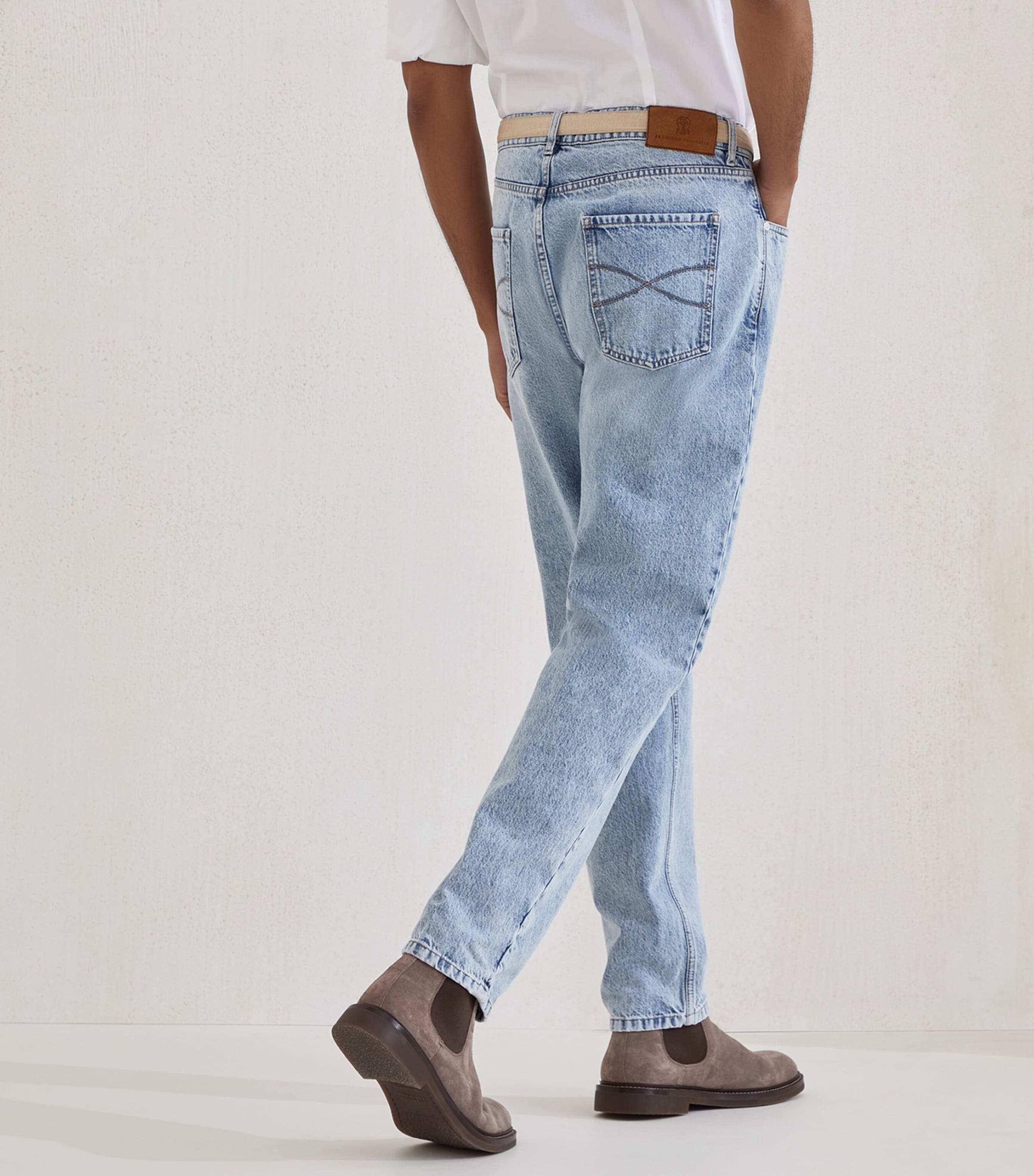 Brunello Cucinelli Mens Iconic Straight-Fit Jeans Image 3