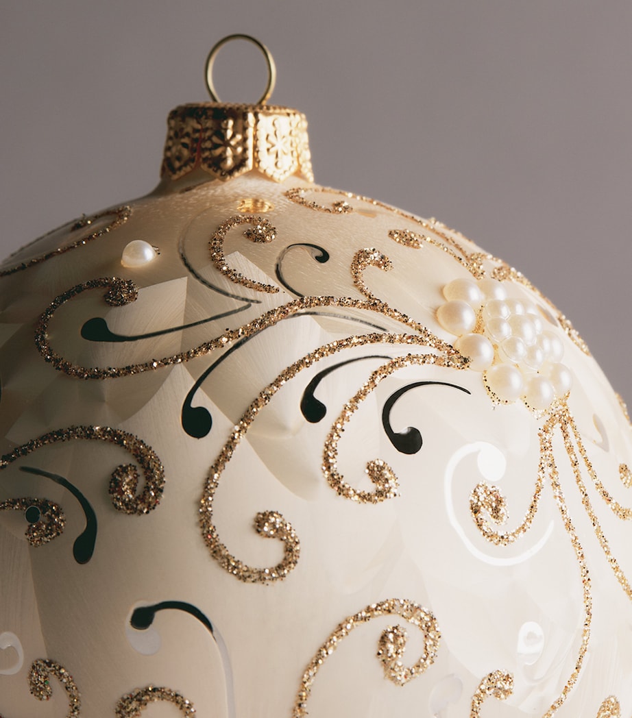 Harrods Faux Pearl Cluster Bauble Chmpgn Frst Effct Image 2