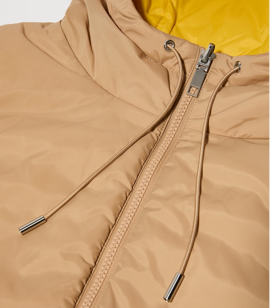 MAX&Co. Womens Reversible Gilet Camel Image 3