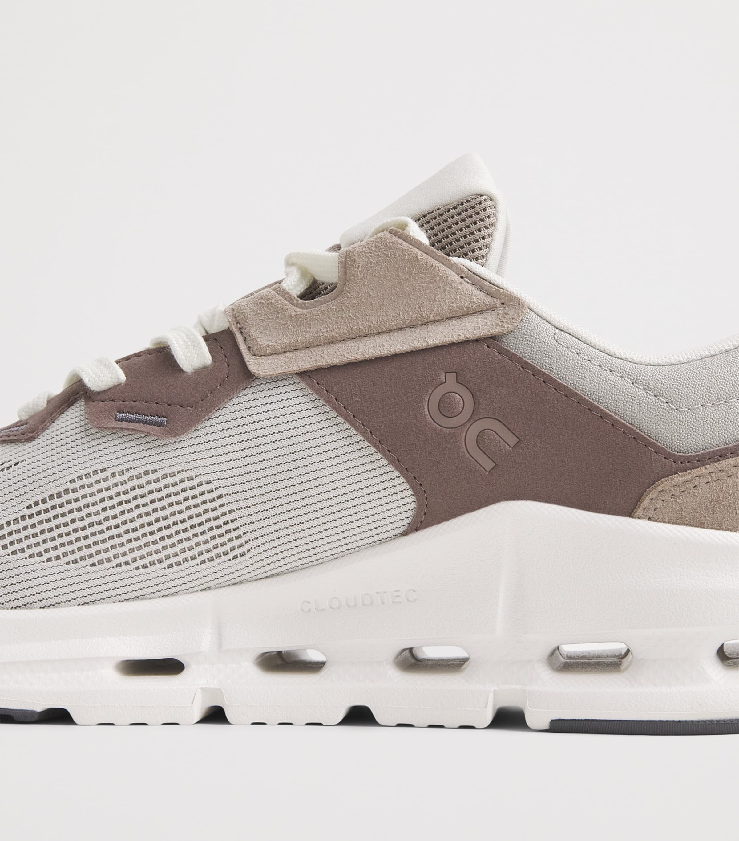 On Mens Cloudnova Rift Trainers Fog | Ash Image 7