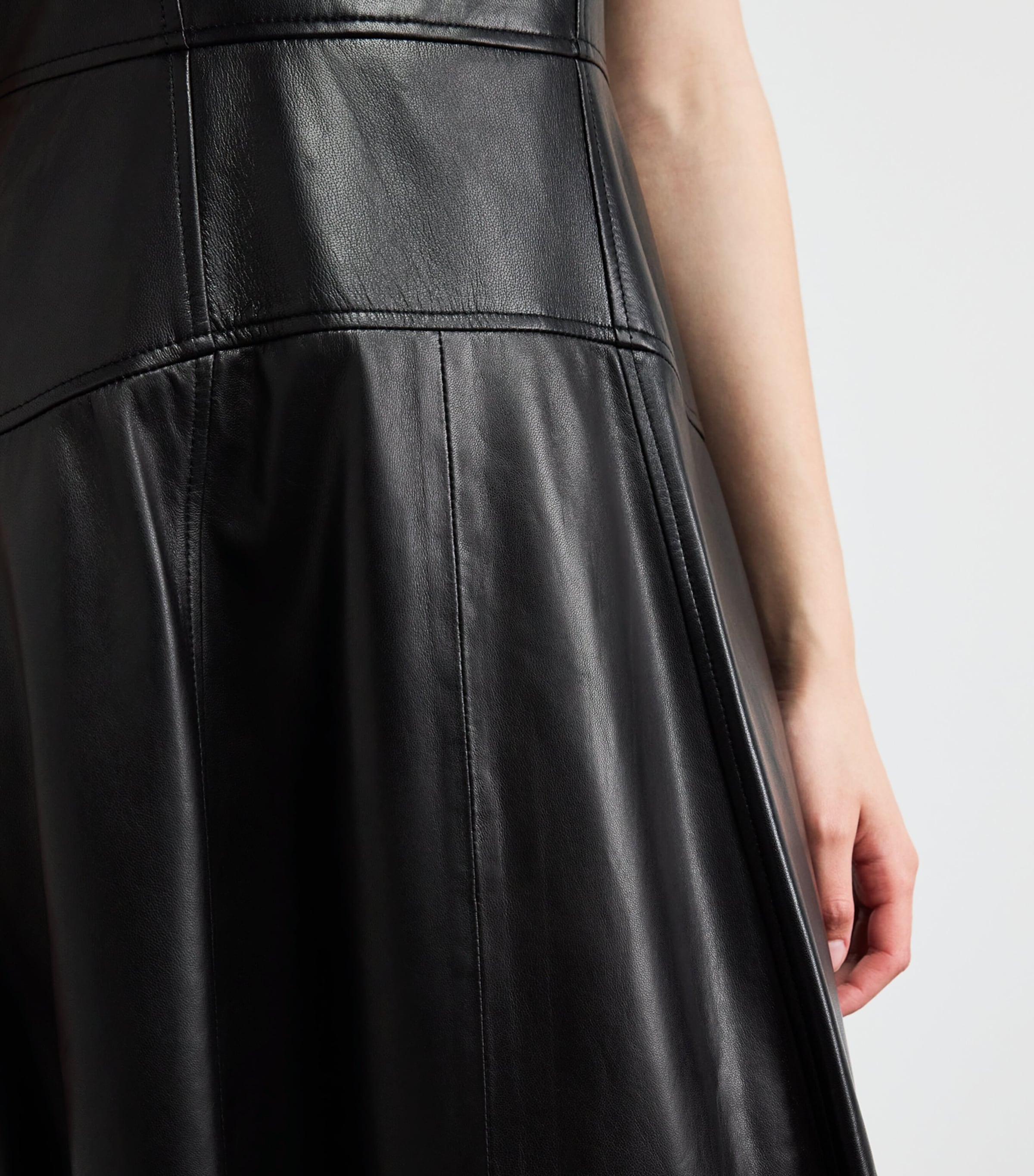 Ulla Johnson | Women's Adelina Midi Leather in Black - Size 2