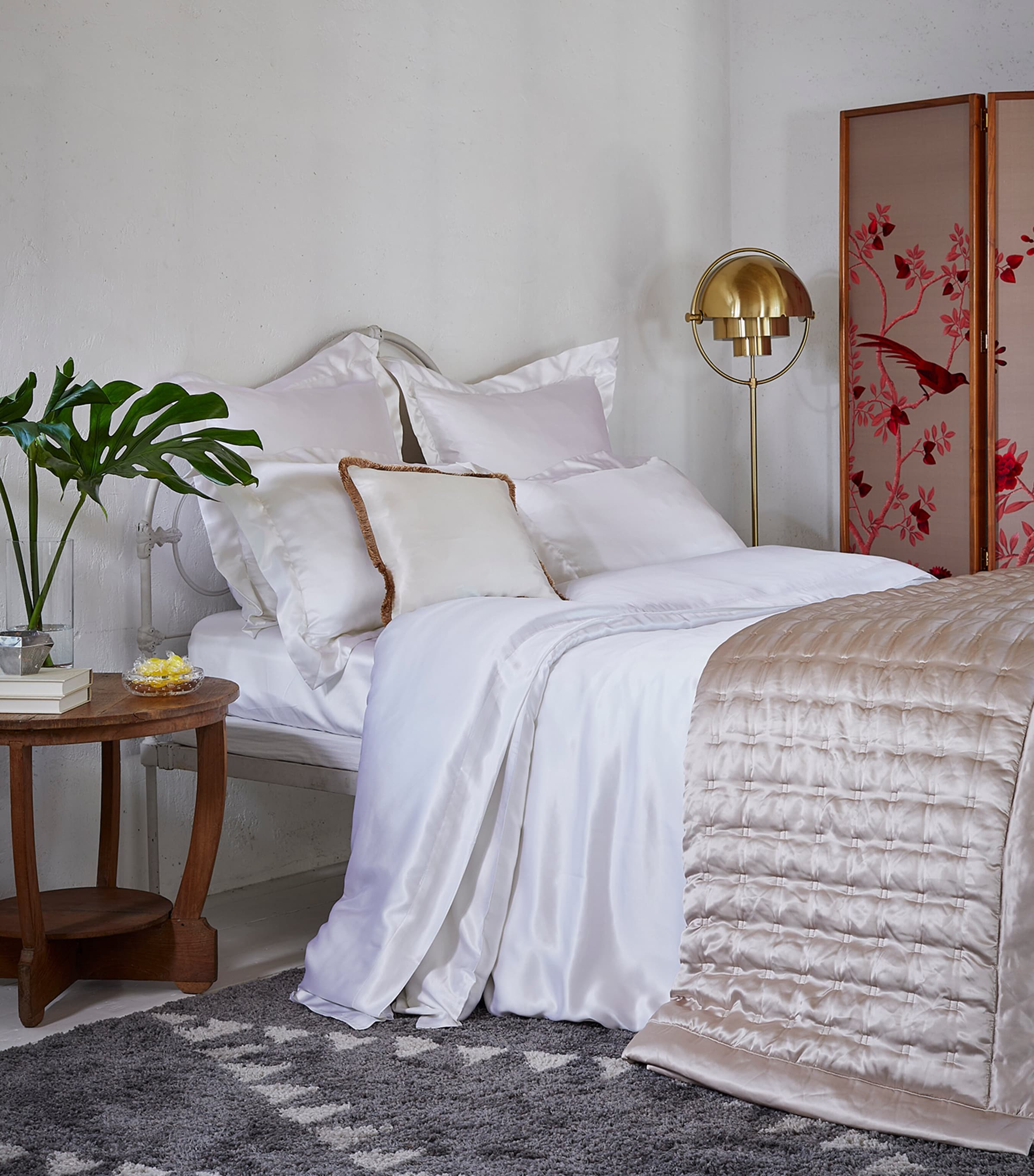 Silk King Duvet Cover (225cm x 220cm) WHITE Image 3