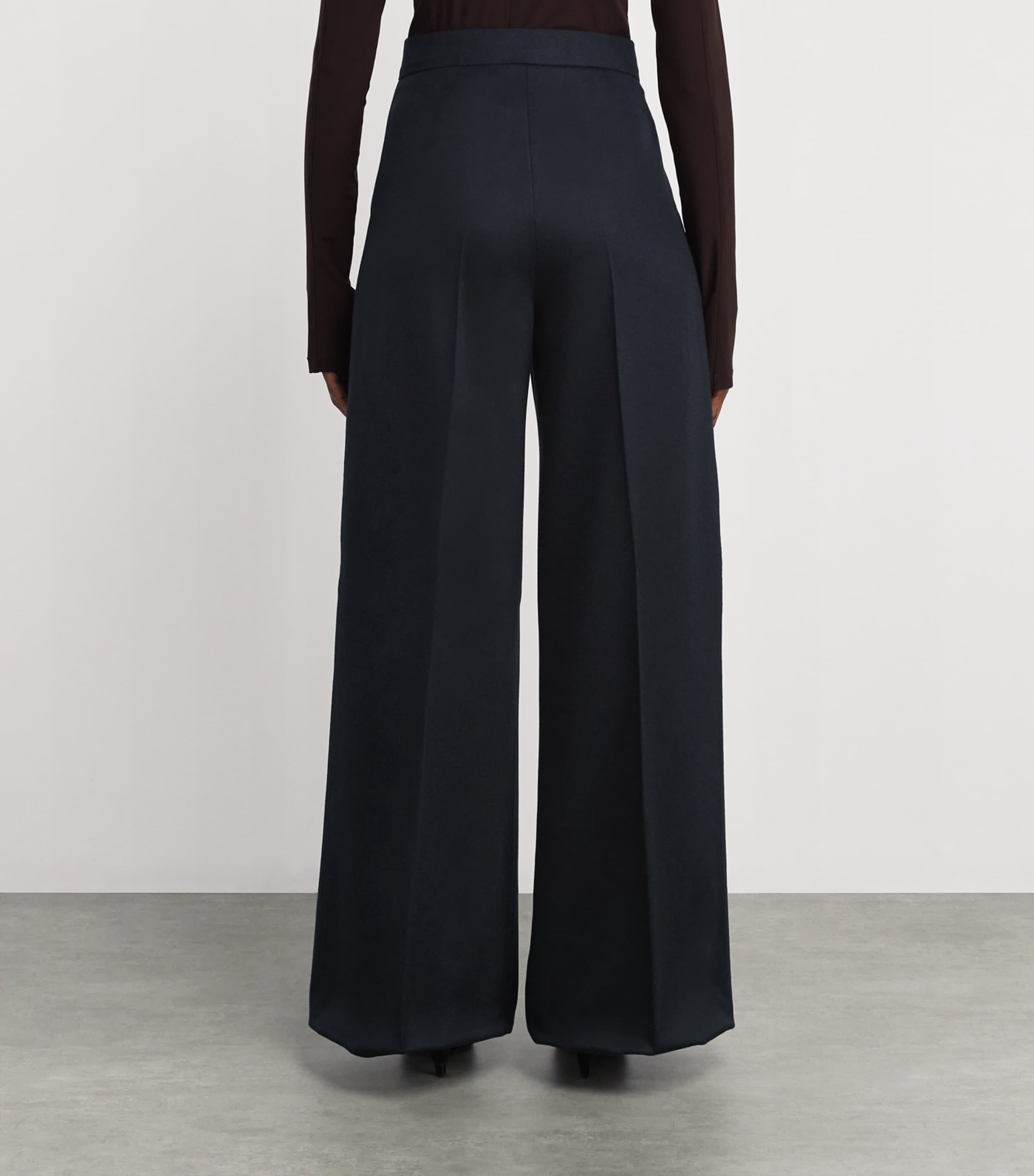 Wool Pleated Straight Trousers ULTRAMARINE Image 4