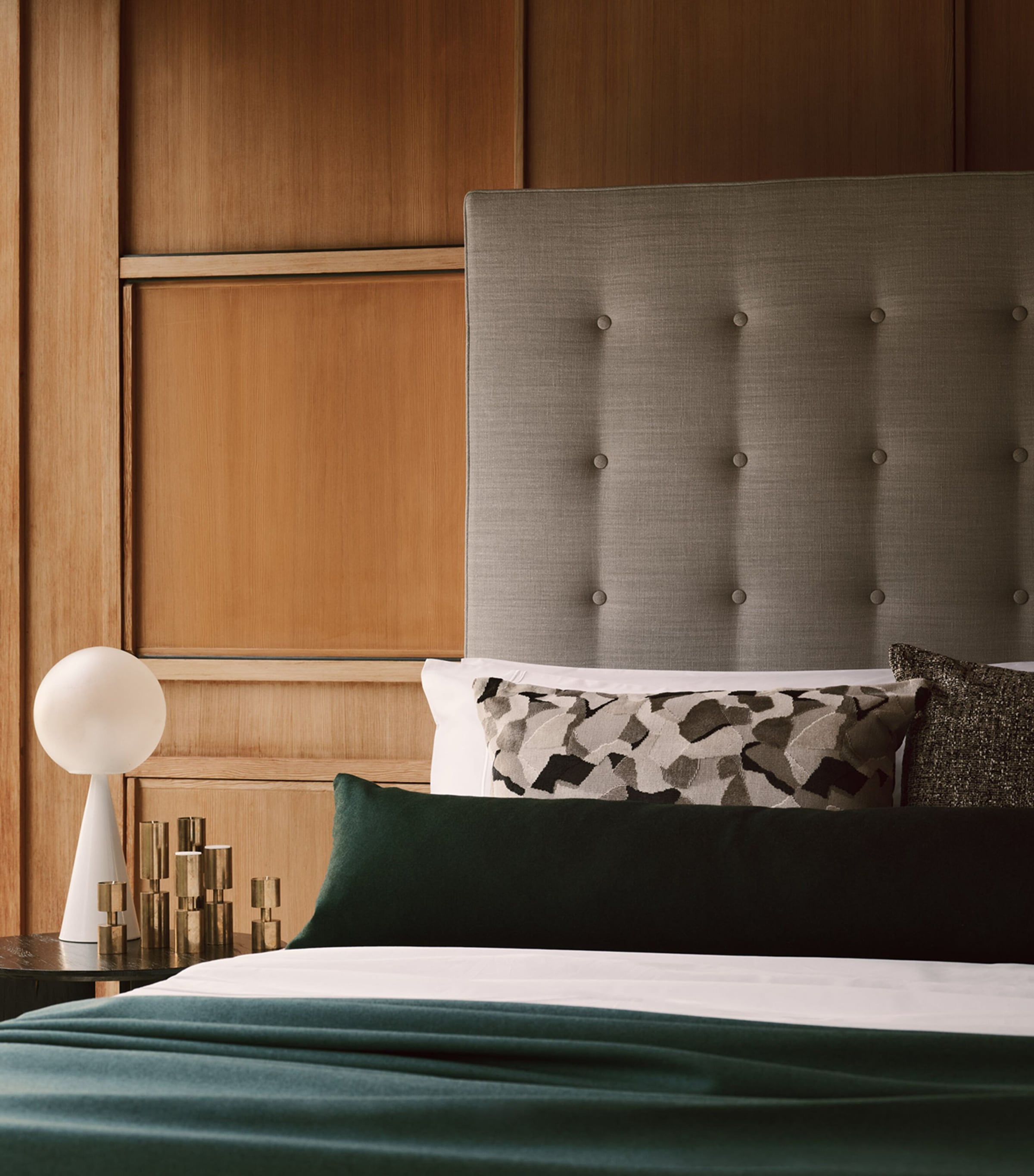 Holly Nº3 Bed GREY Image 4