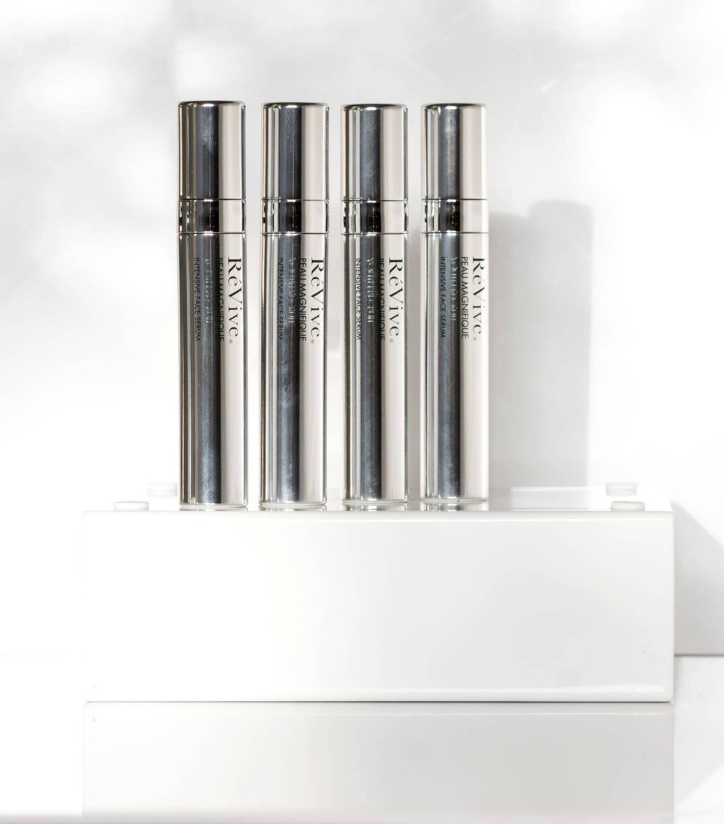 RéVive Peau Magnifique Youth Recruit Renewal System (4 x 5ml) Image 4
