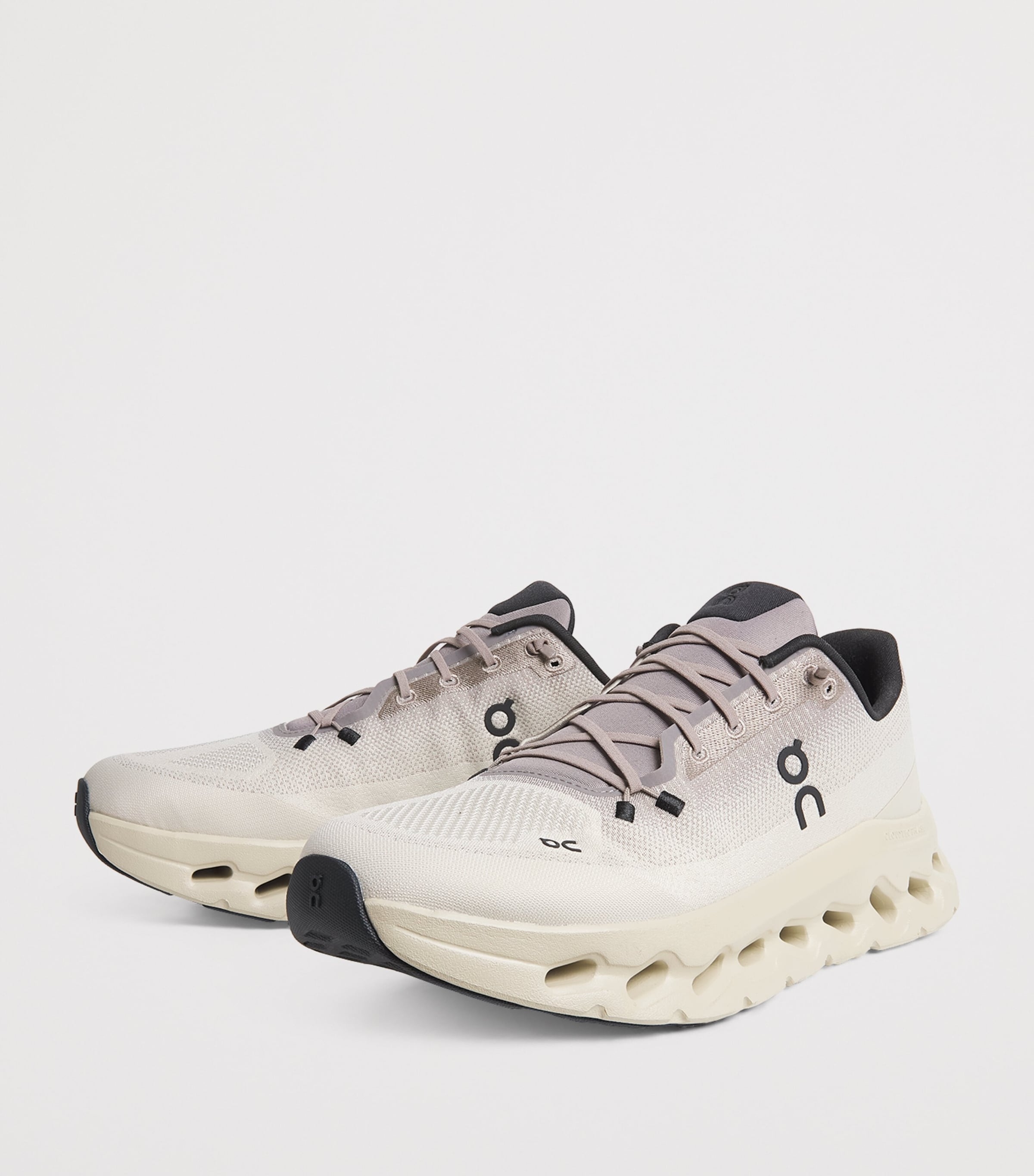 Cloudtilt Trainers CINDER | SAND Image 3